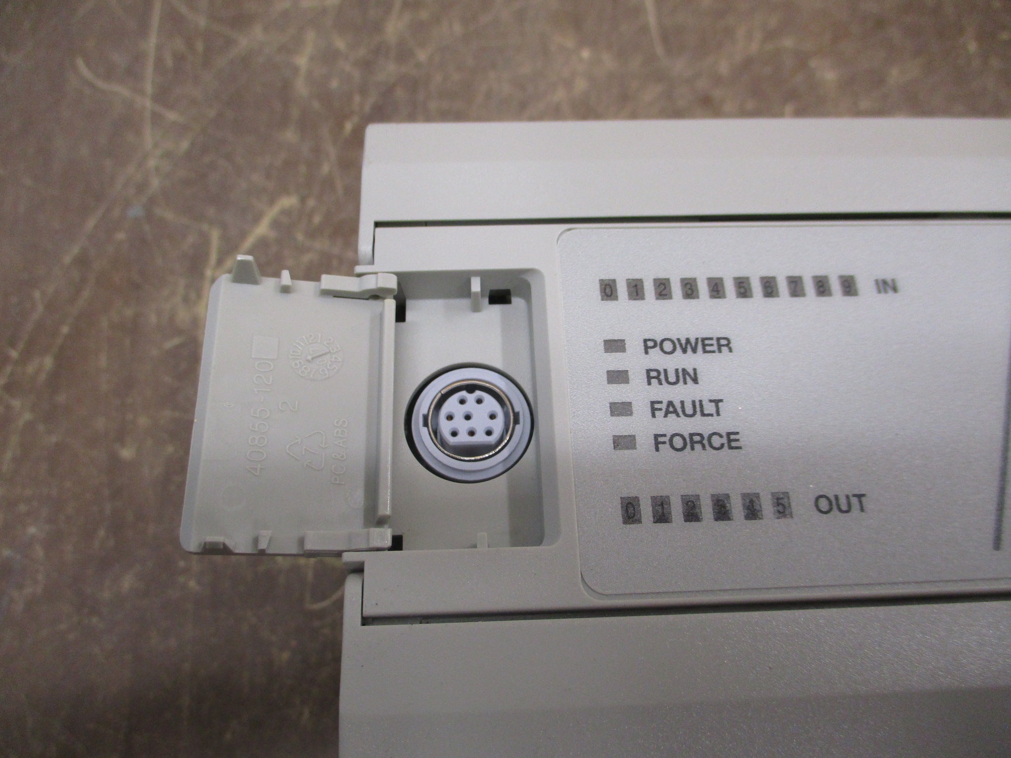 Allen-Bradley MicroLogix 1000 Controller 1761-L16AWA Ser. E FRN 1.0 Used