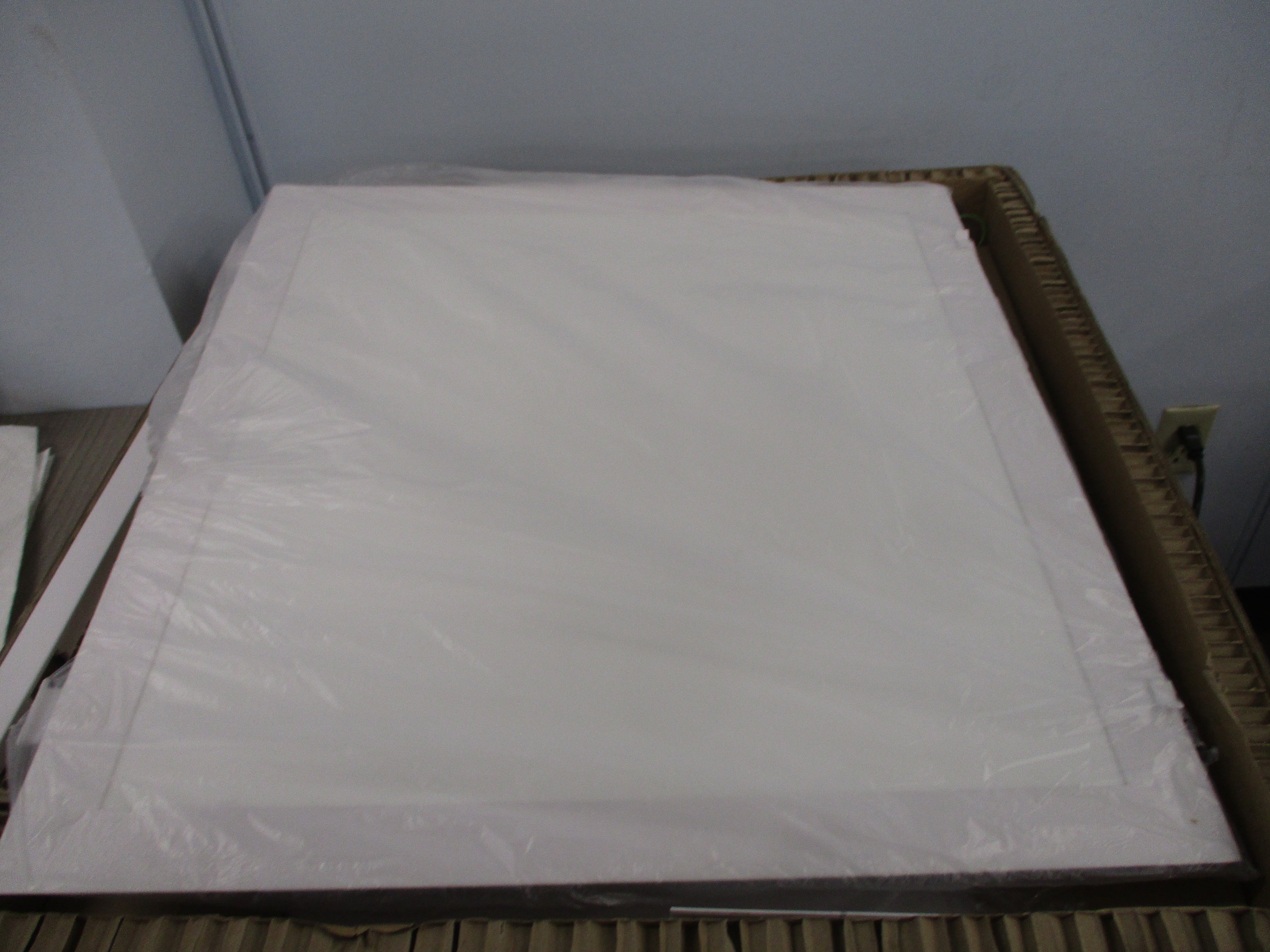 GE Lumination Recessed LED Luminaire RPL22A03XMM840VQRMWHTE 605MM x 605mm 120-27