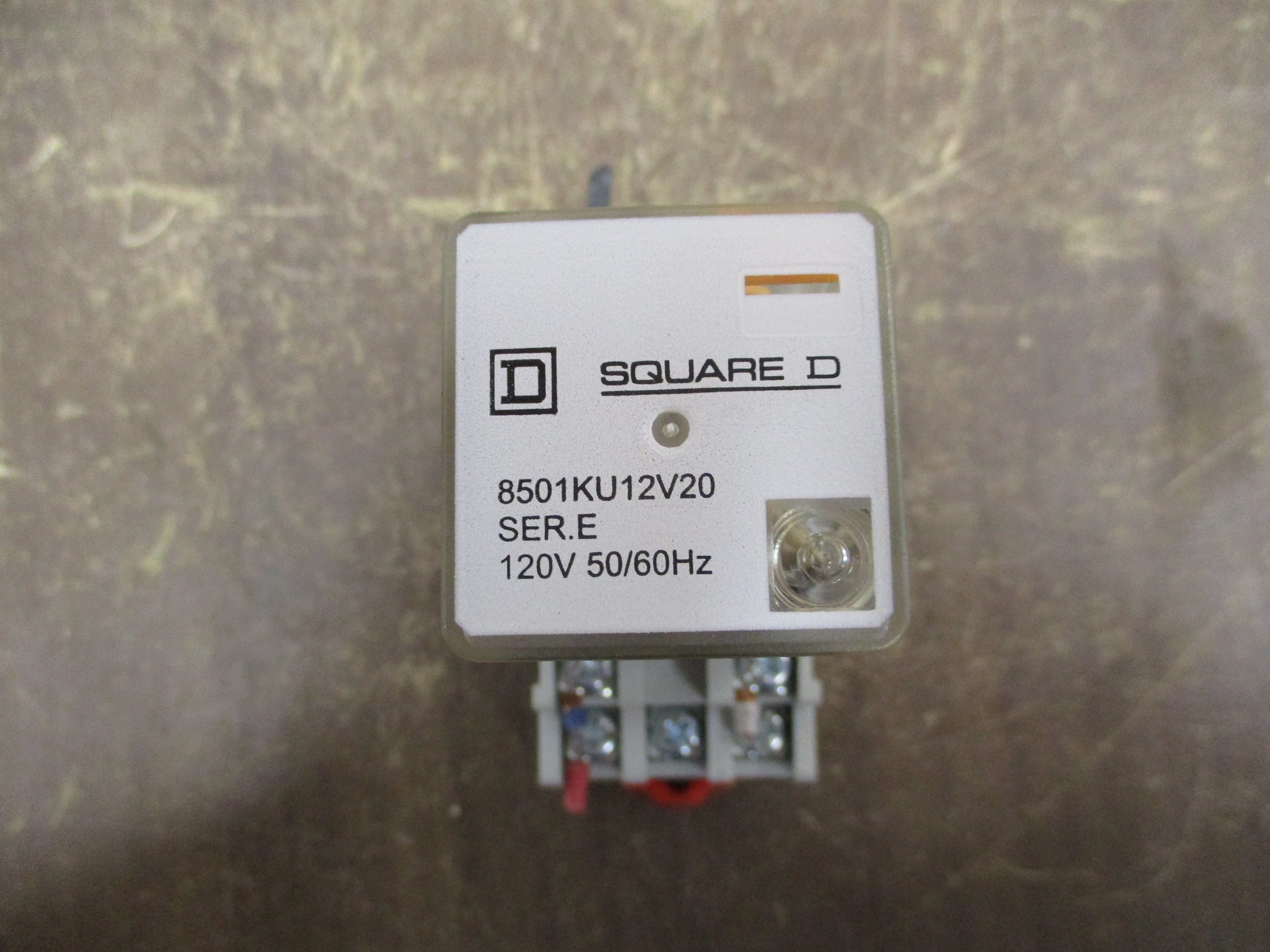 Square D Relay 8501KU12V20 Ser. E 120V Coil w/ Base *Lot of 2* Used