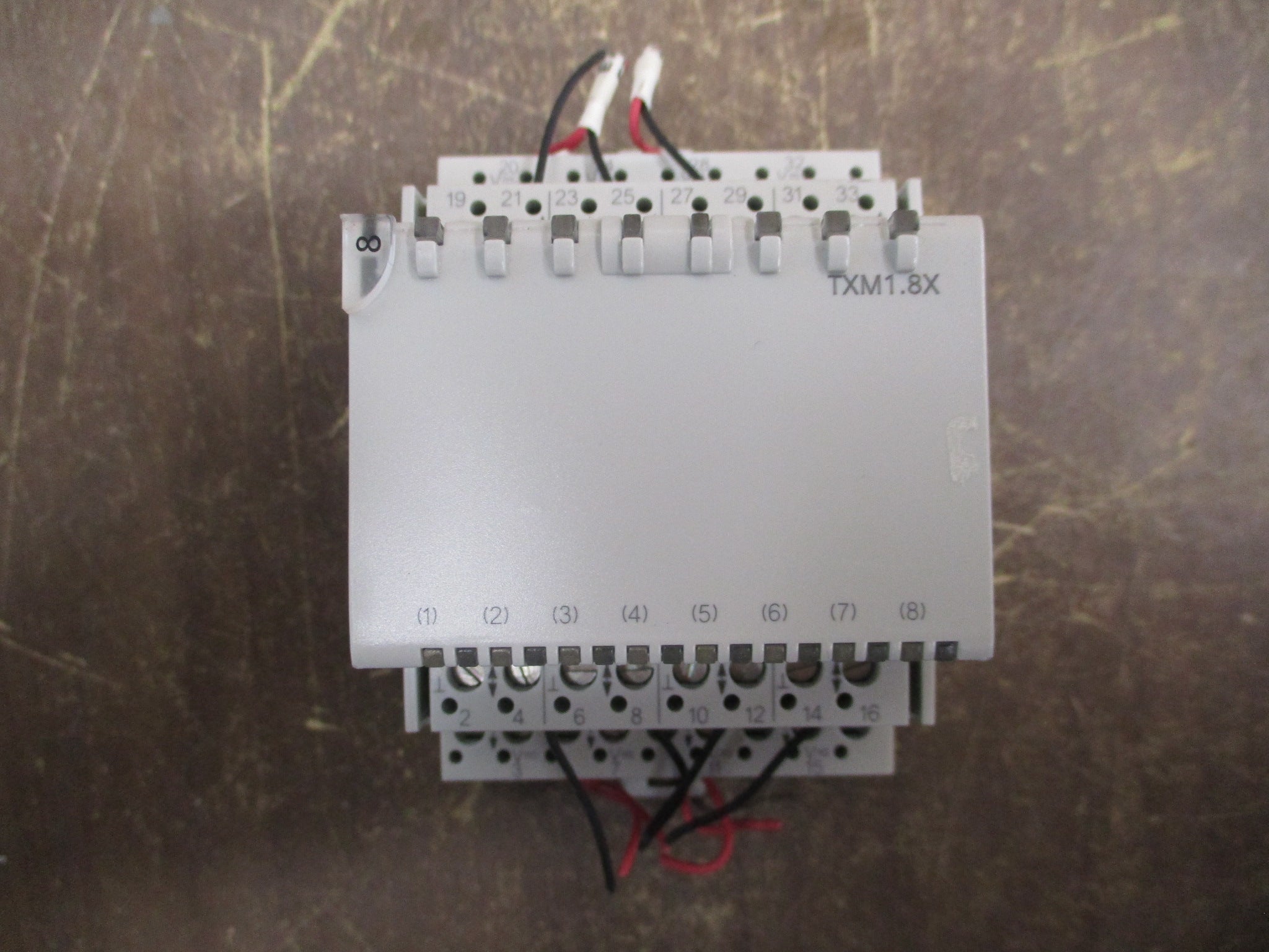 Siemens Universal I/O Module TXM1.8X *No Cover* Used