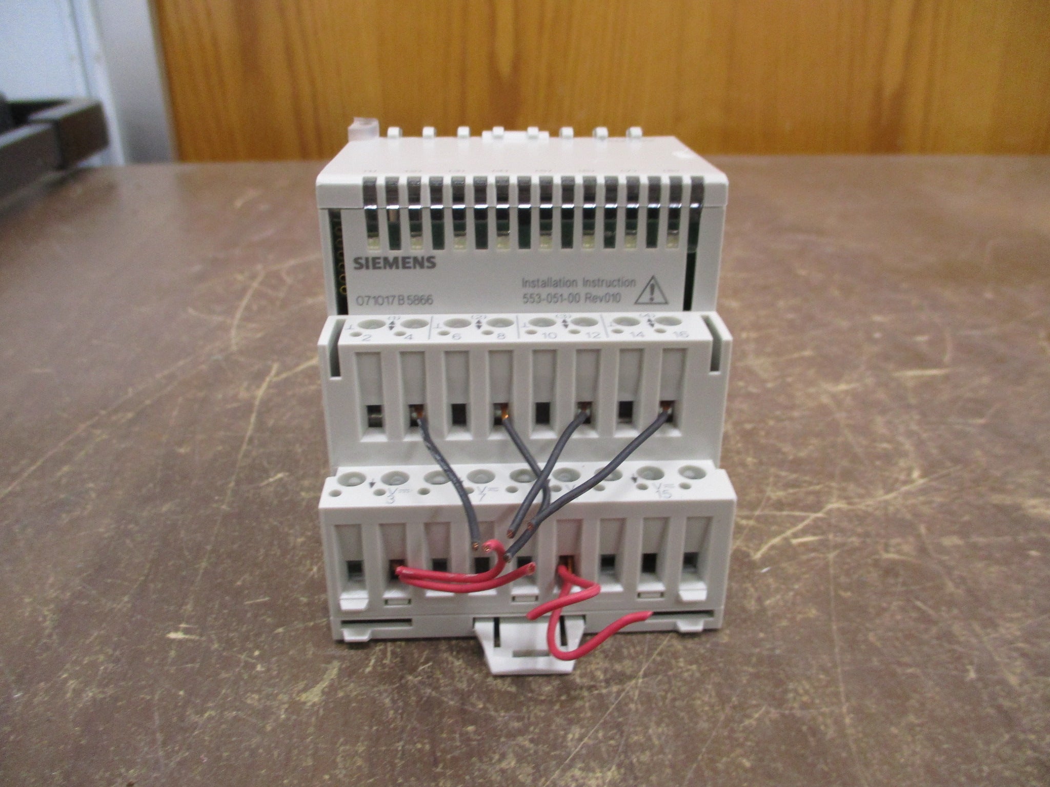 Siemens Universal I/O Module TXM1.8X *No Cover* Used