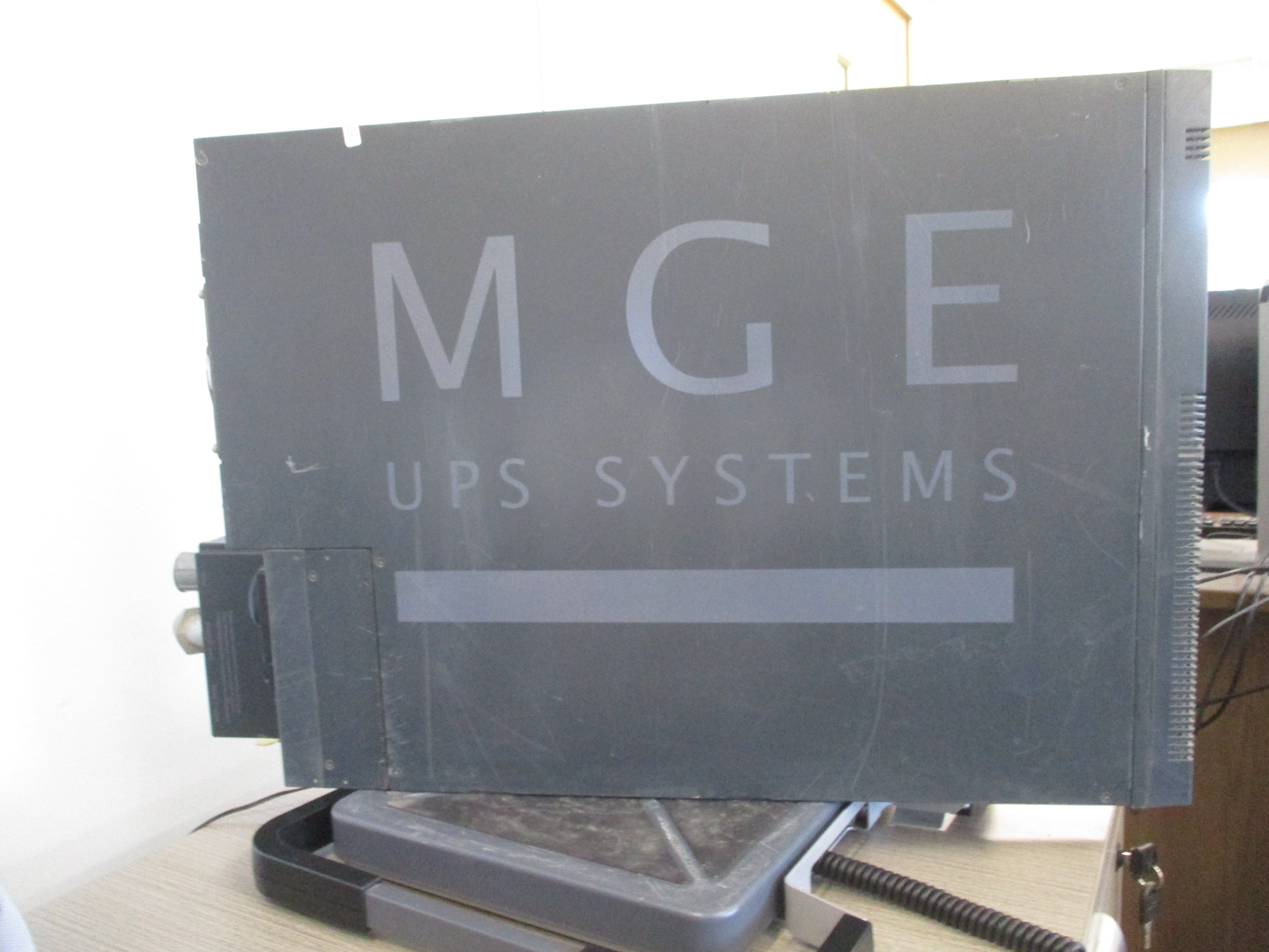 MGE EX 11 RT Power Module 86115 NT : B1 Used