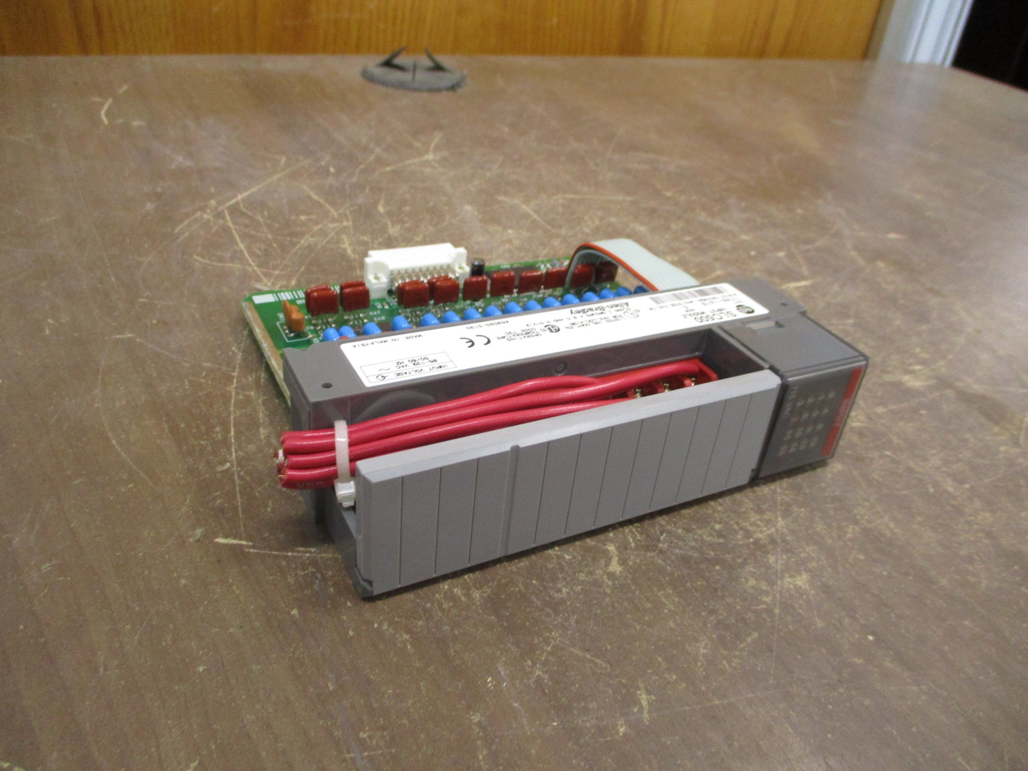 Allen-Bradley SLC500 Input Module 1746-IA16 85-132VAC 50/60Hz Ser. C Used