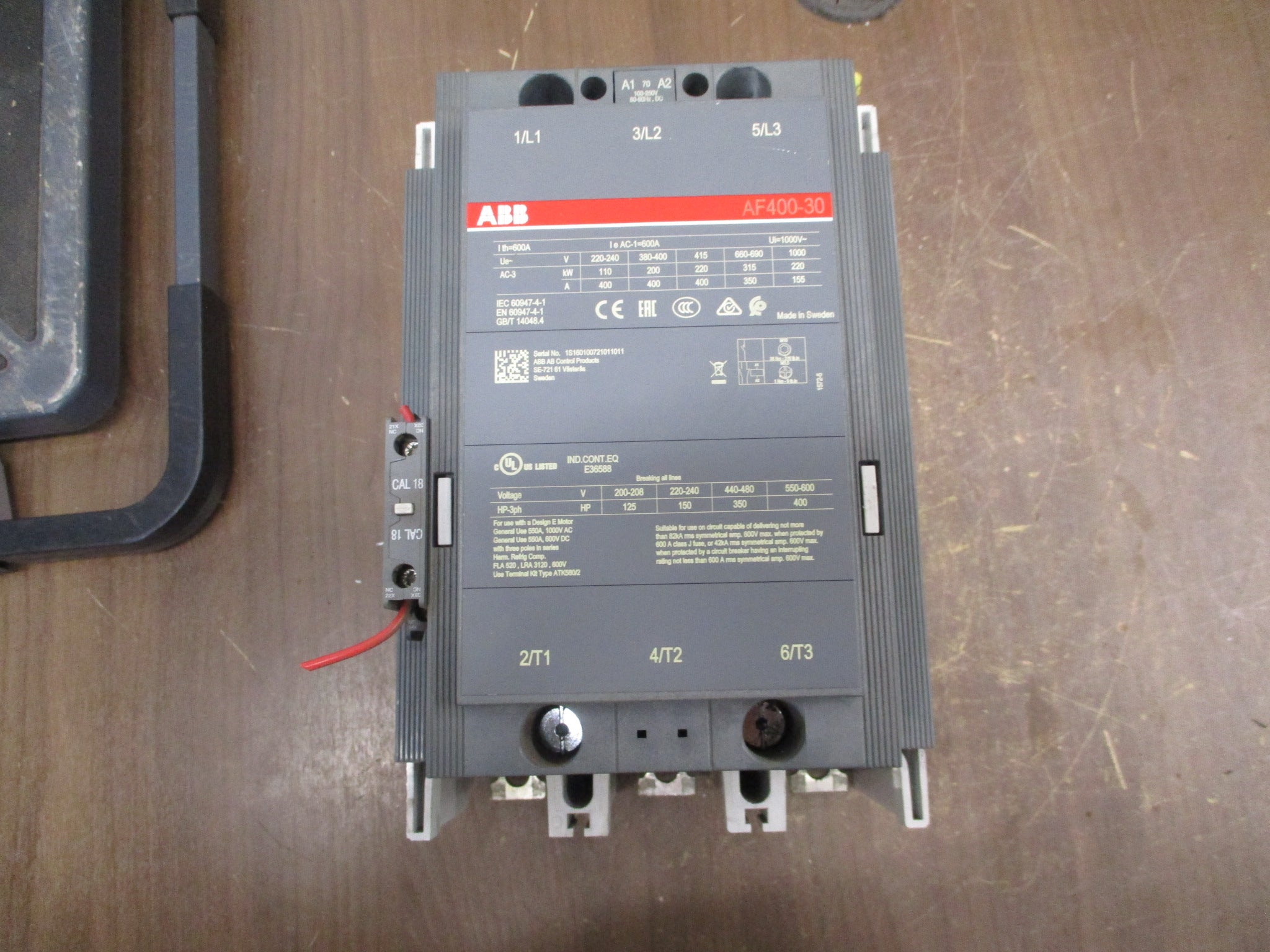 ABB Contactor AF400-30 600V 550A 100-250V AC/DC Coil Used