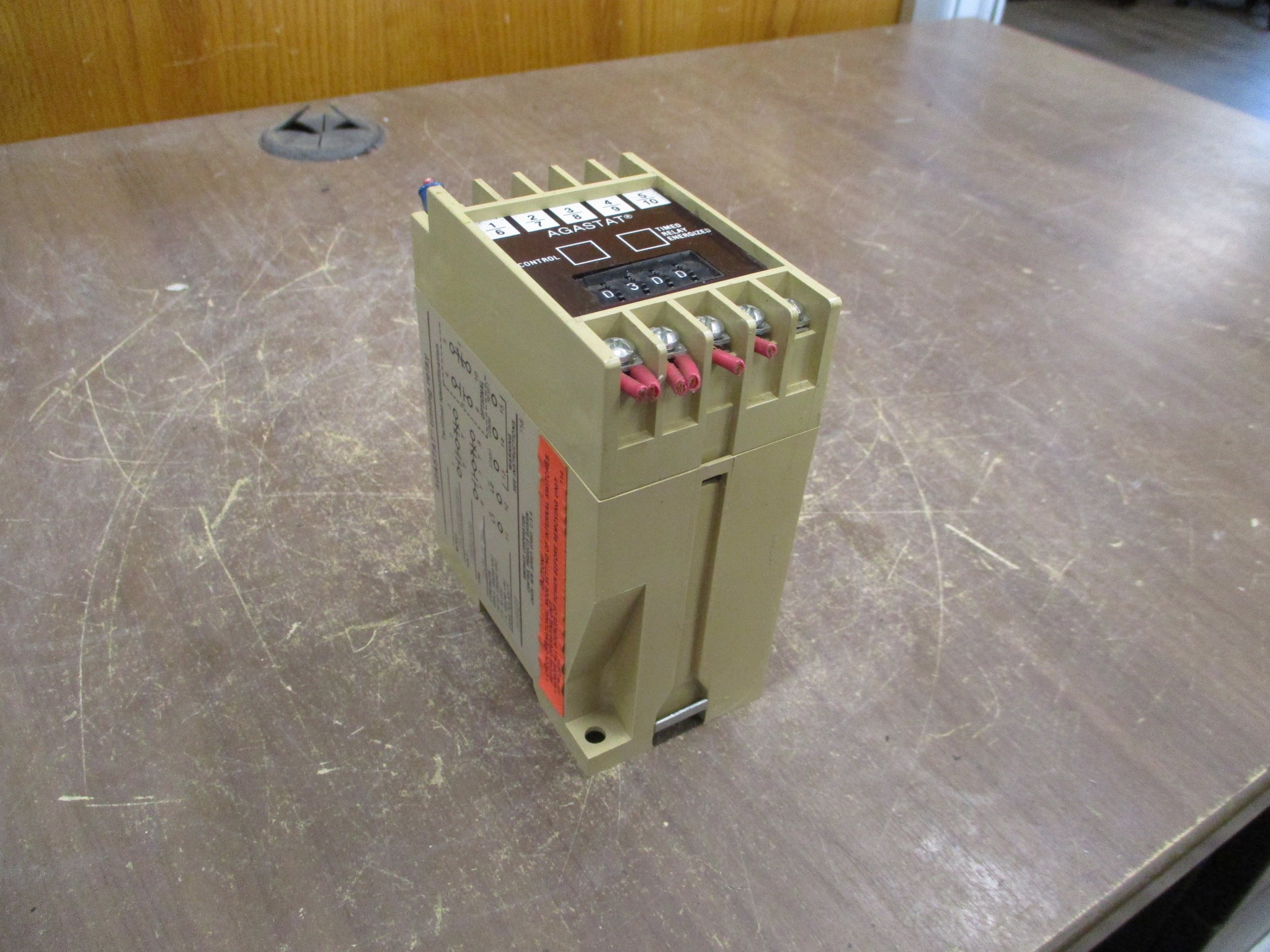 Agastat Timing Relay DSCXX022XSAAXAA 120V .01-99.99 Sec. Range Used
