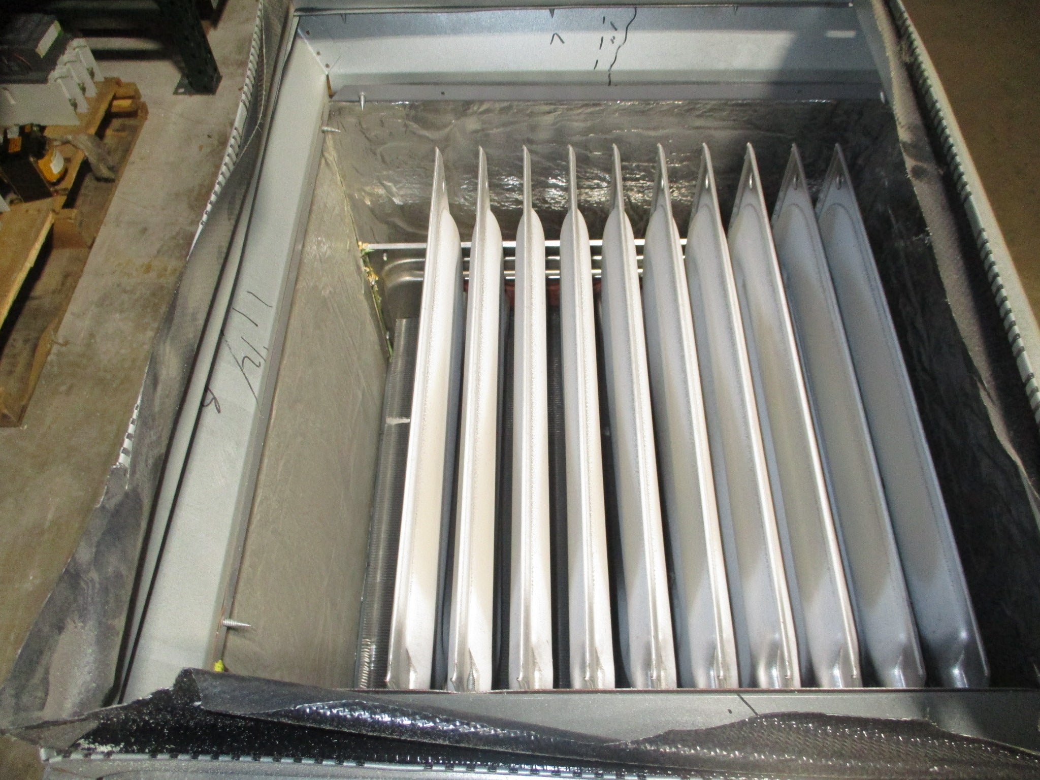 Lennox Merit Series Natural Gas Furnace ML195UH110XP48C-57 100,000 BTU Used