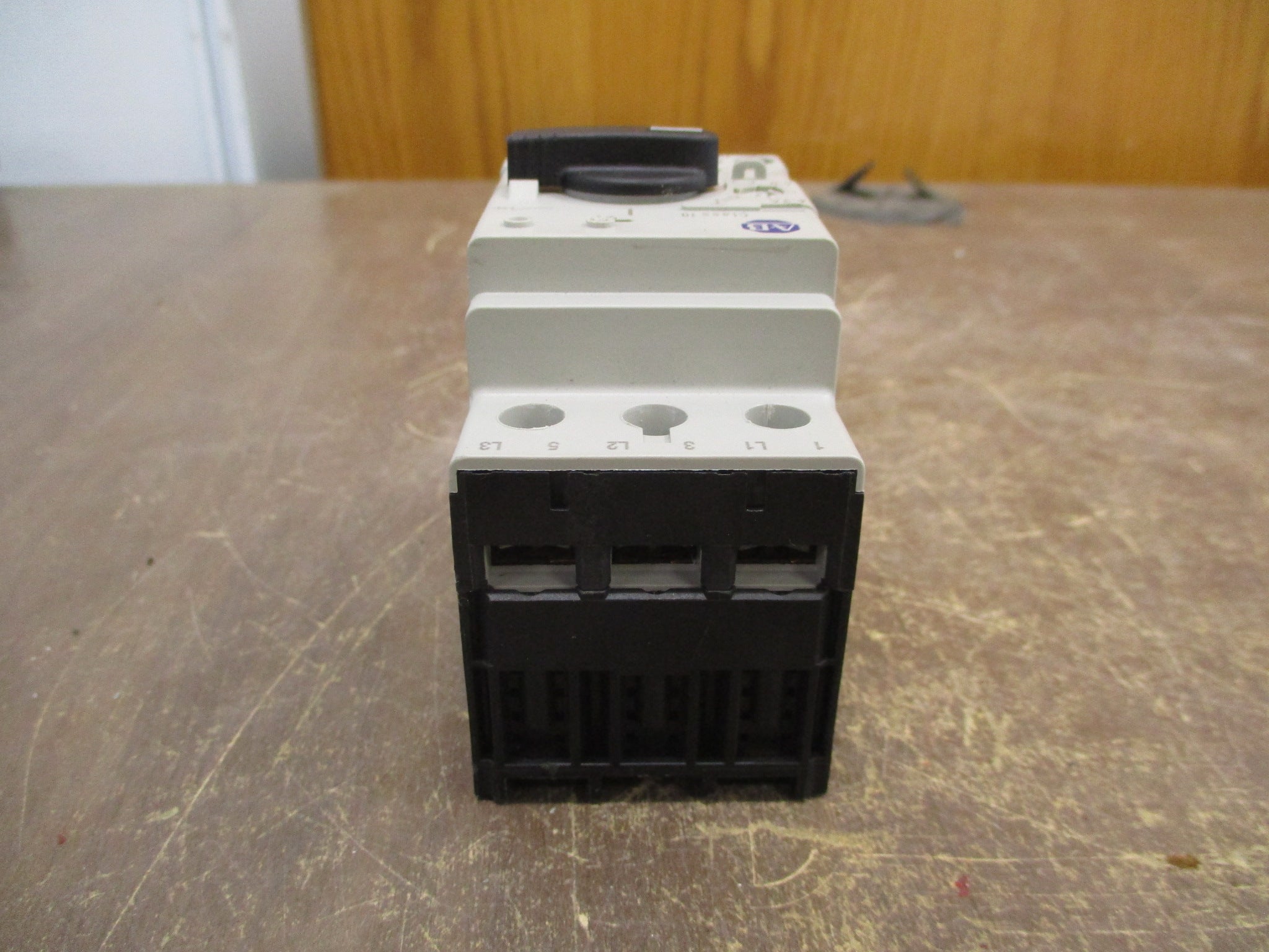 Allen-Bradley Manual Motor Protector 140M-C2E-B63 Ser. C Trip: 4.0-6.3A