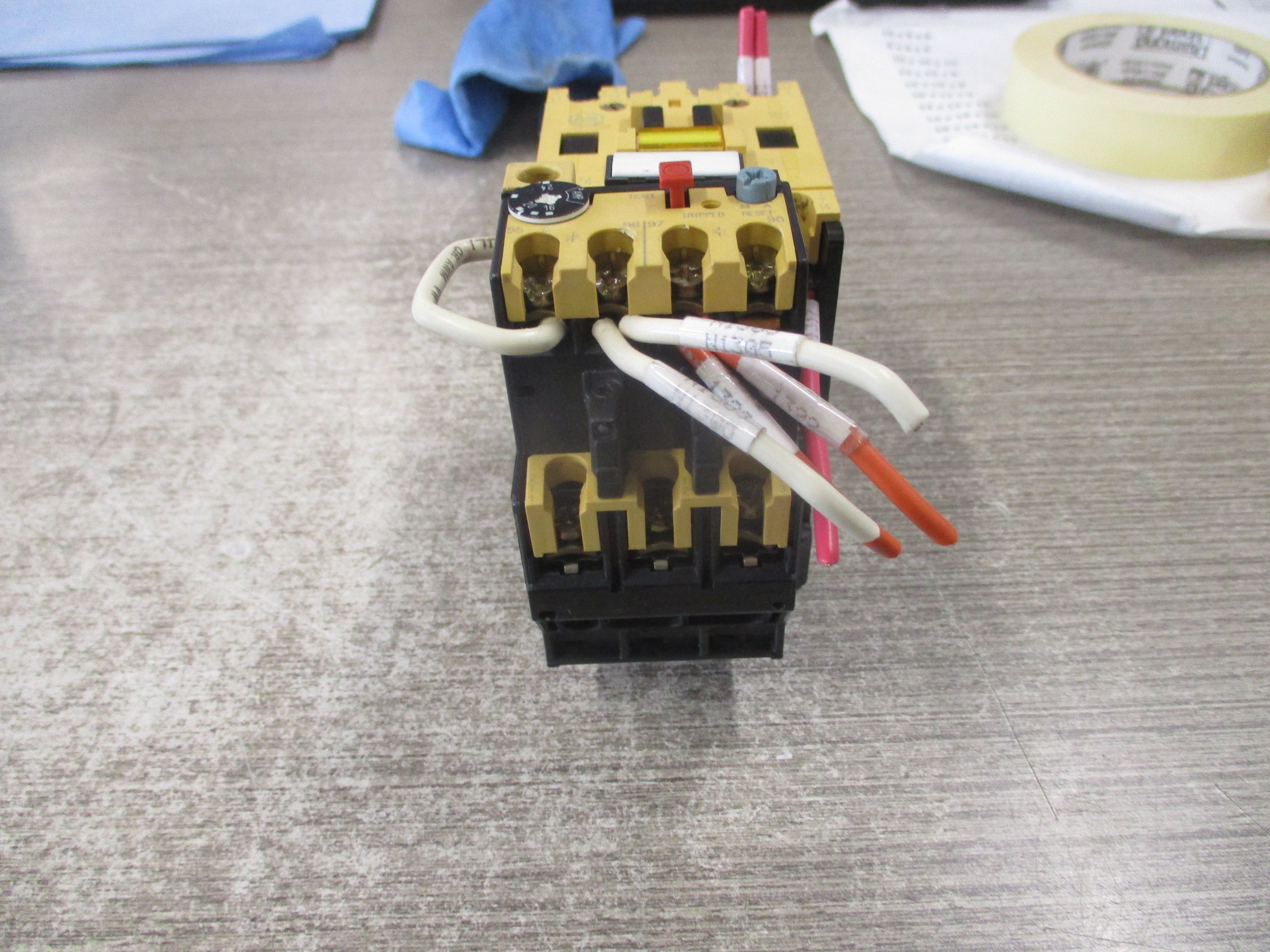 Allen-Bradley Starter 100-A24ND3 / 193-BSC 24 120V Coil Trip: 16-24A 600V Used