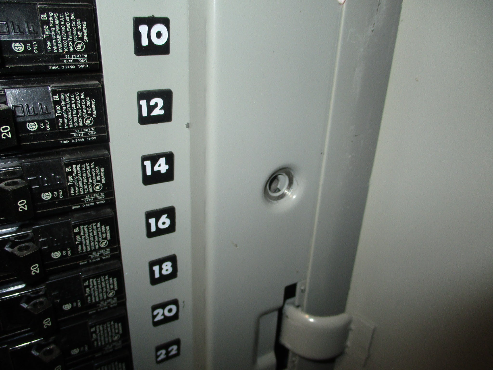 Siemens Main Breaker Circuit Breaker Panel S1C42QJ200ABS 200A Main, 250A Max