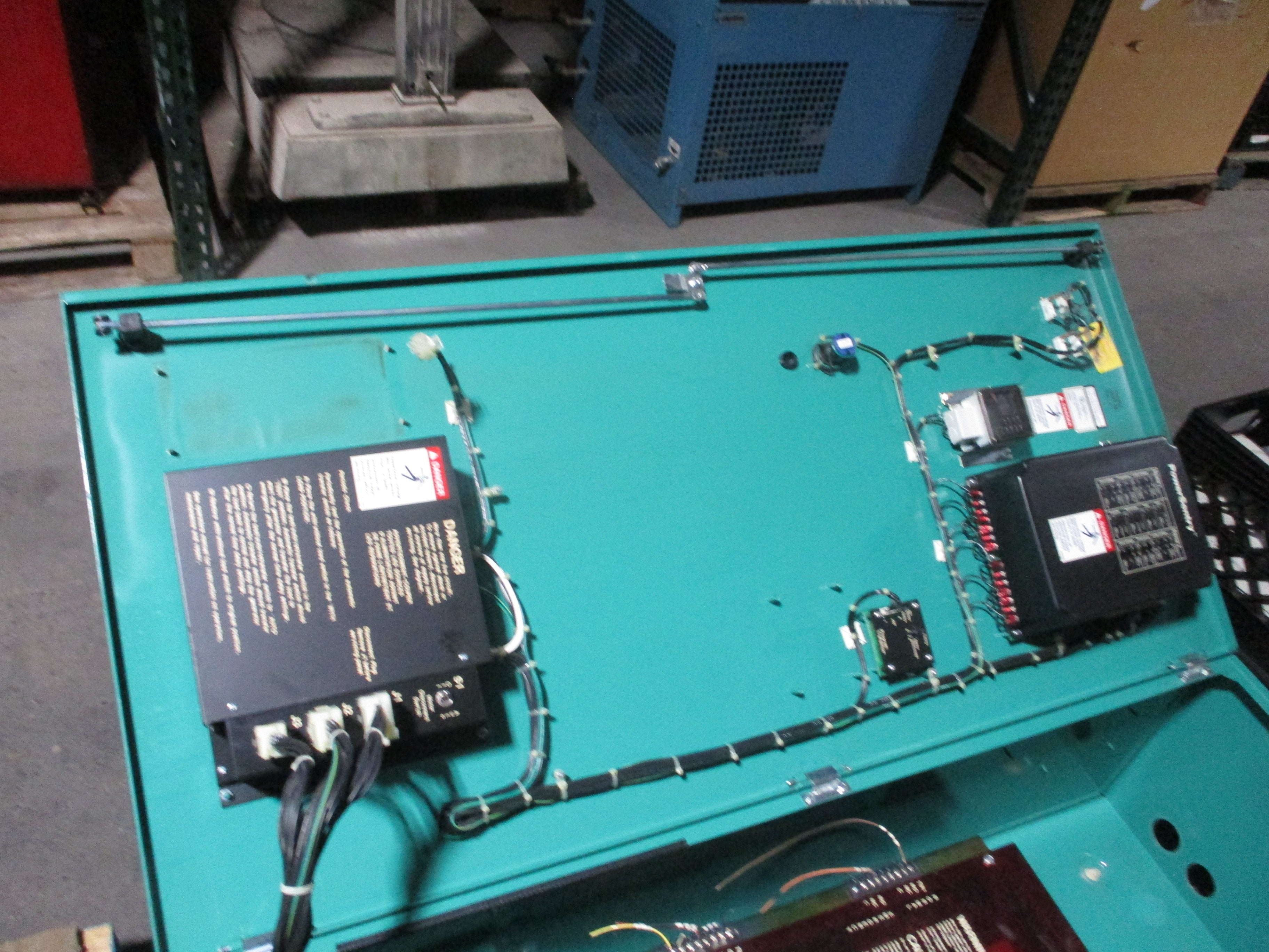 Onan Automatic Transfer Switch OT 400 208V 400A 60Hz 3Ph Used