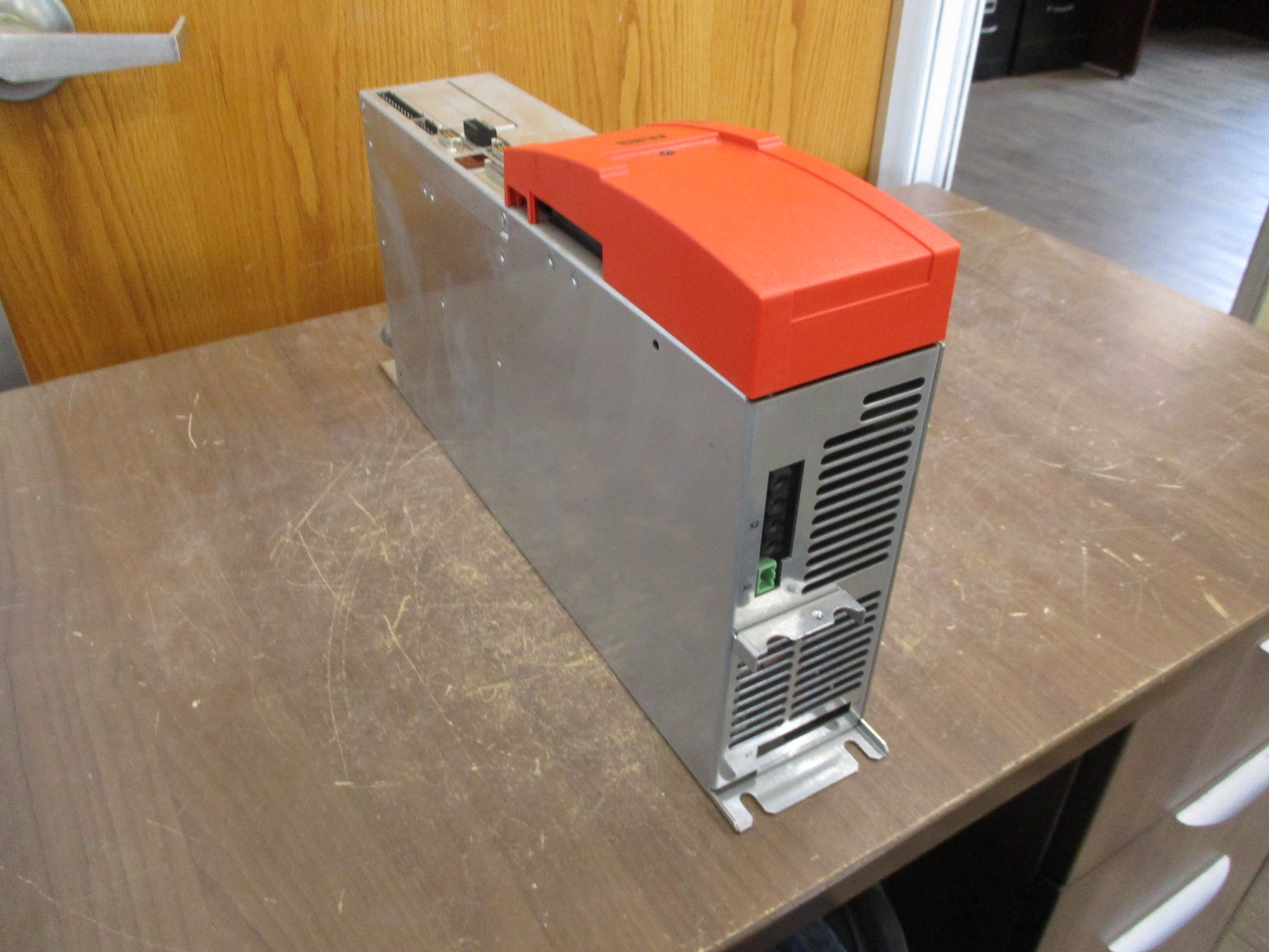 Sew-Eurodrive Moviaxis Servo Drive Axis Module MXA80A-032-503-00/F/XGS11A Used