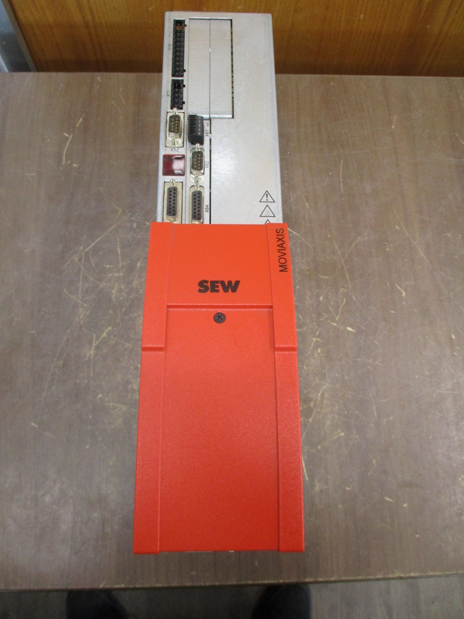 Sew-Eurodrive Moviaxis Servo Drive Axis Module MXA80A-032-503-00/F/XGS11A Used