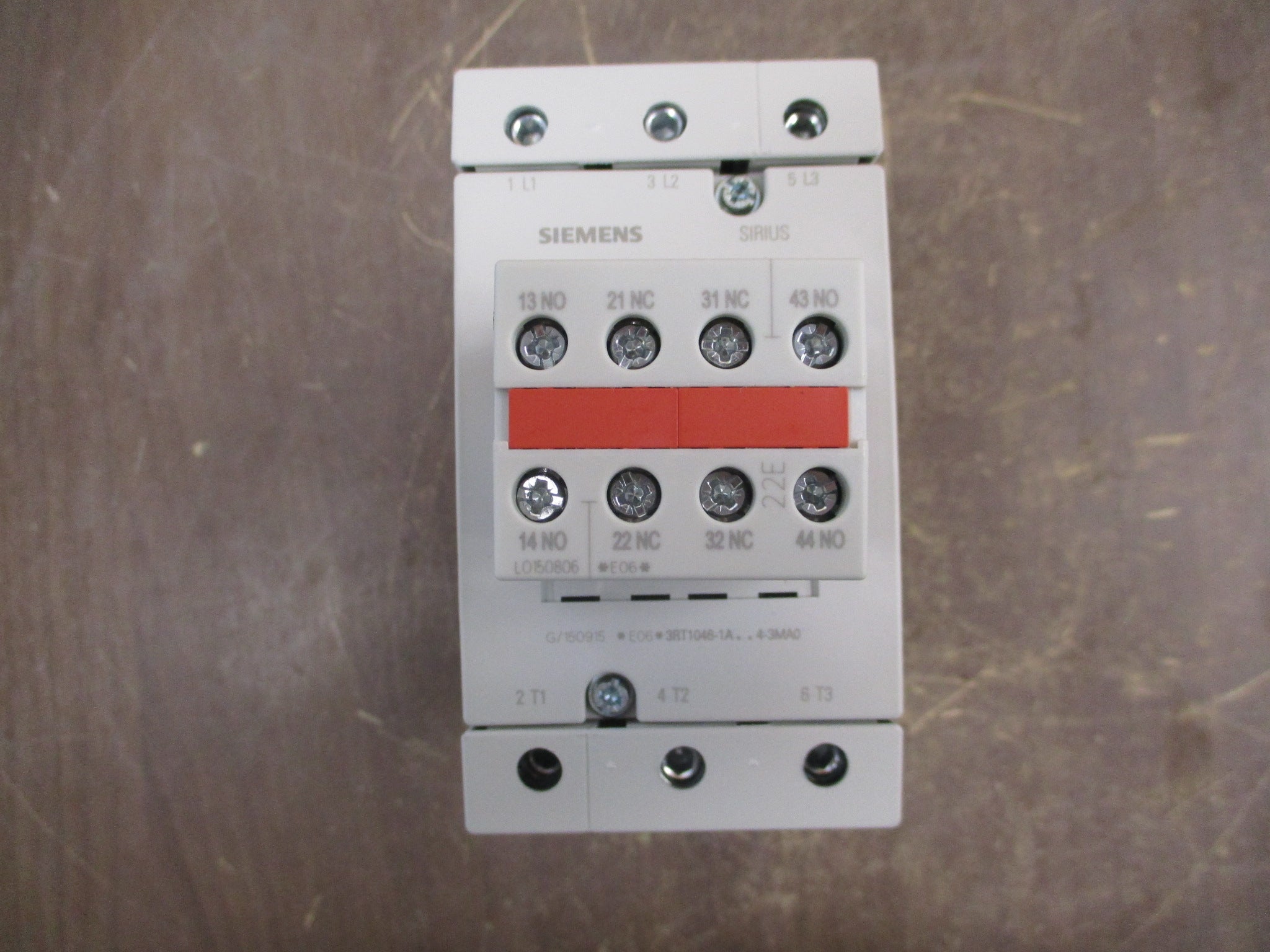 Siemens Contactor 3RT1046-1AK64-3MA0 120V Coil New Surplus