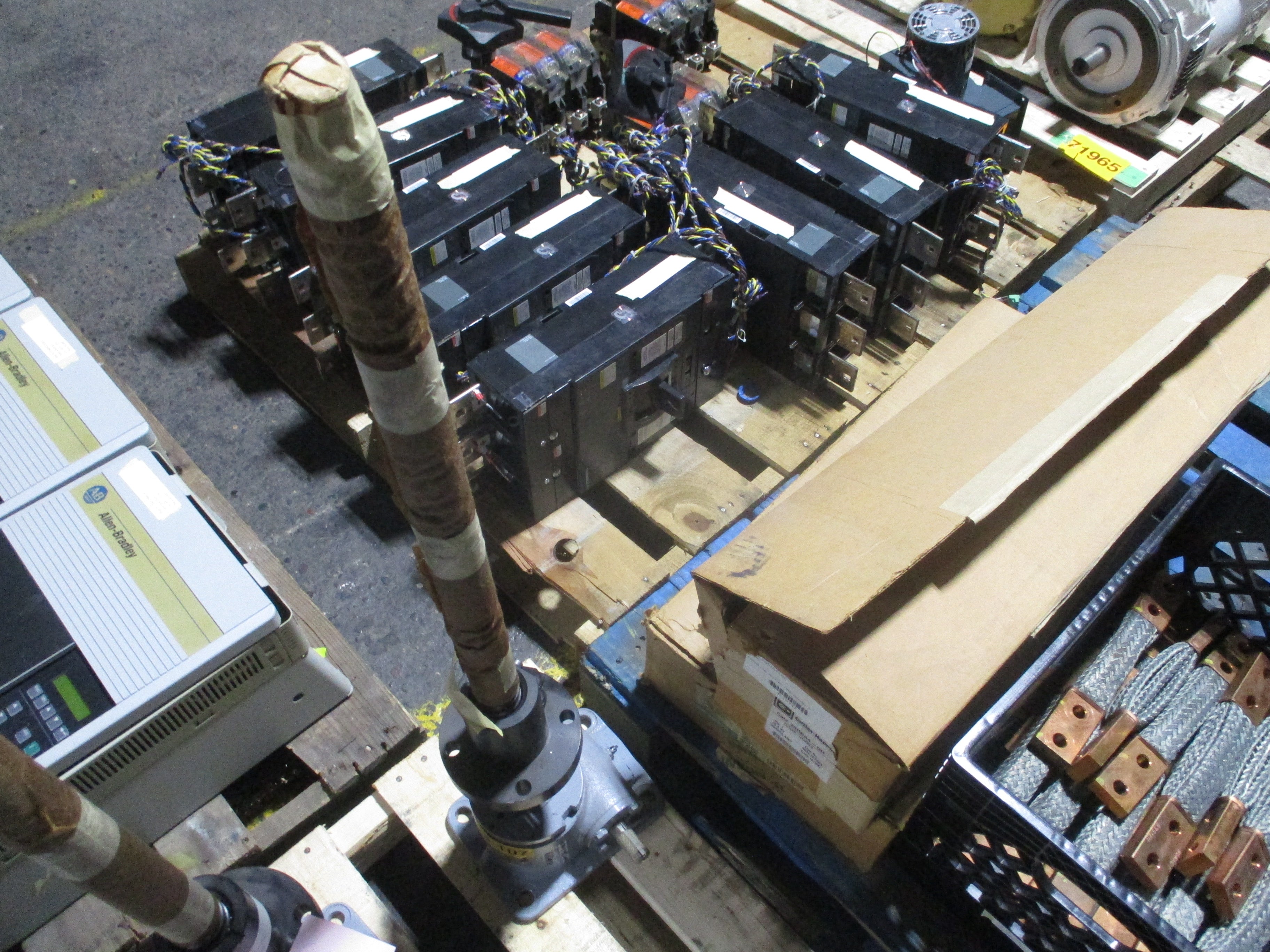 Duff-Norton Upright Worm Gear Actuator UM9806/DM9806 New Surplus