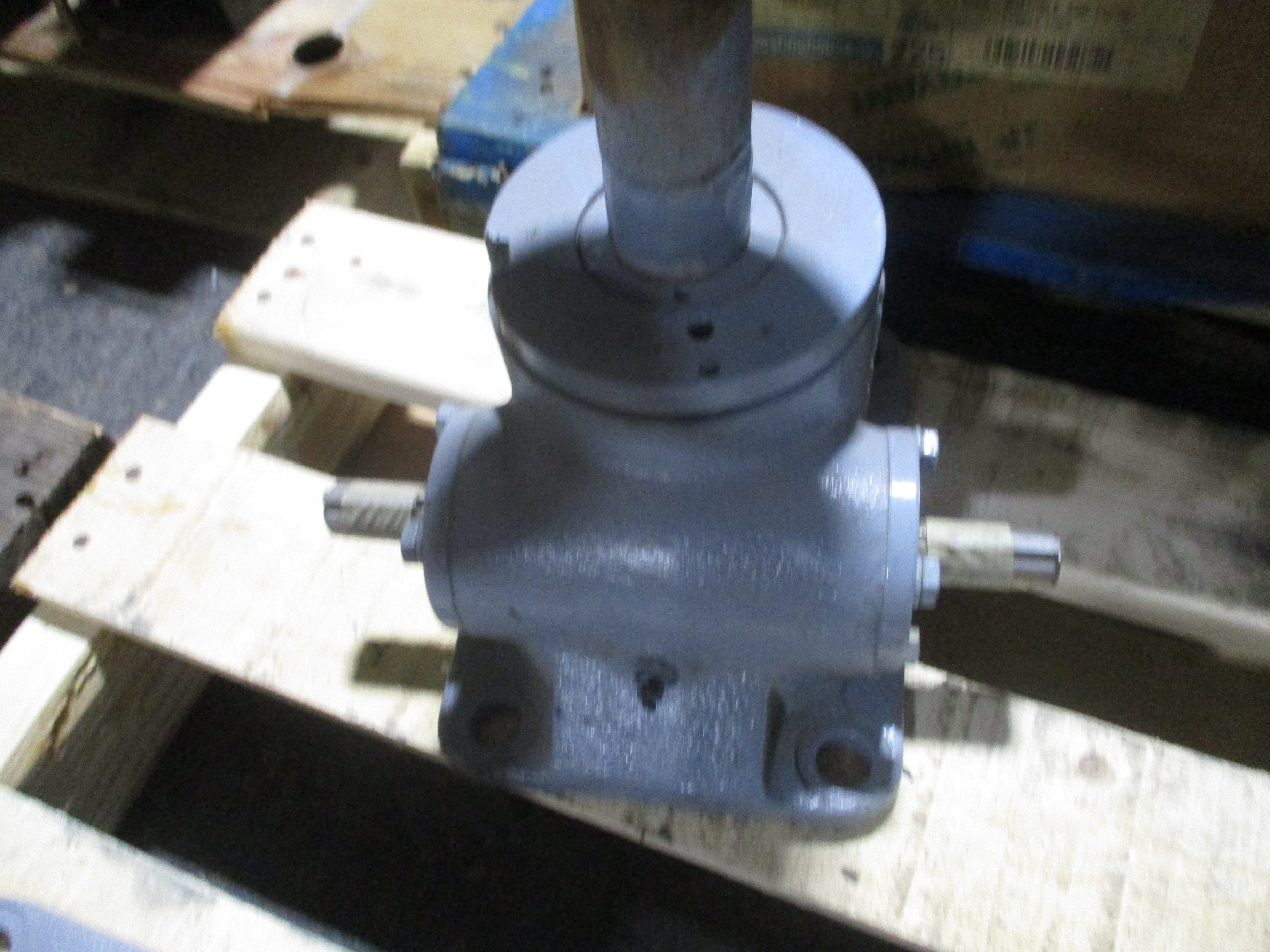 Duff-Norton Upright Worm Gear Actuator UM9806/DM9806 New Surplus