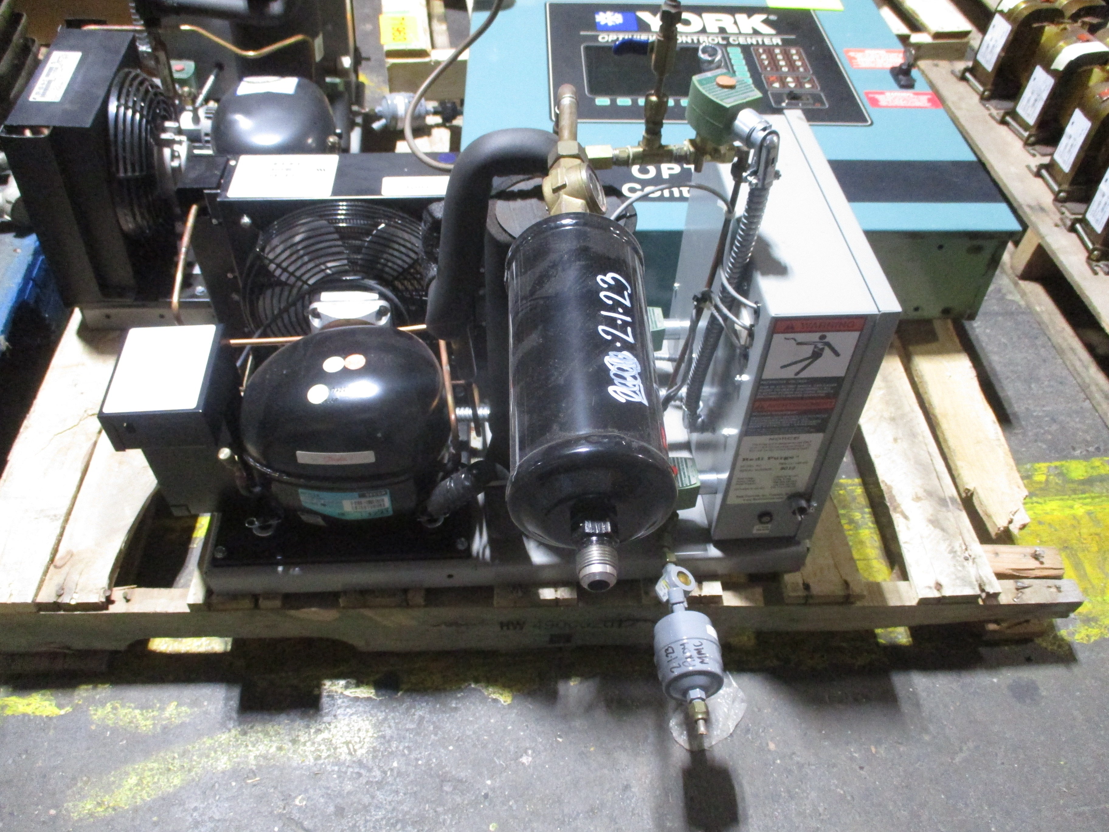 Danfoss Optyma Redi-Purge Unit HCHC0033RC0096B 115V 1Ph 178 PSI Low Side Used