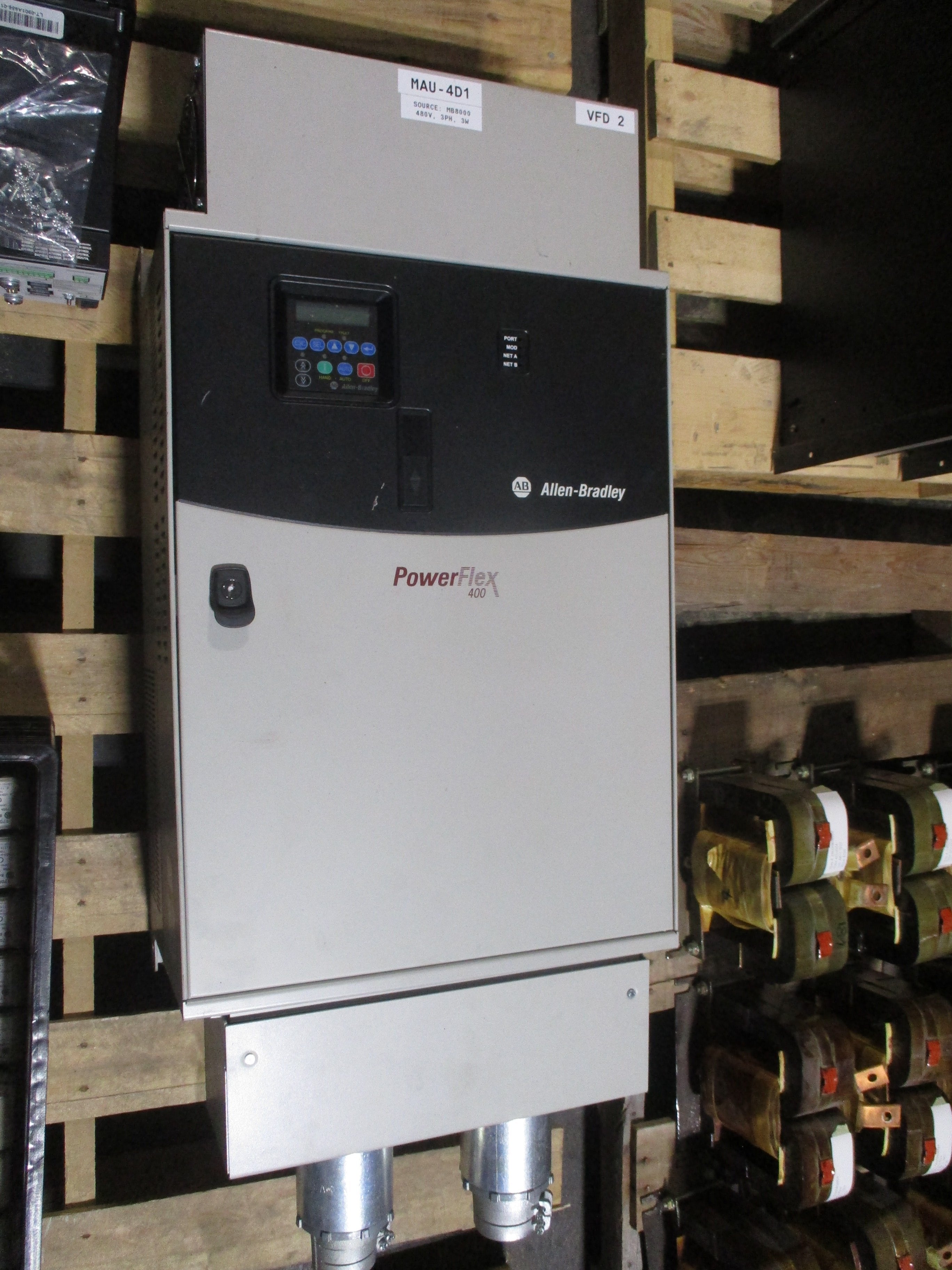 Allen-Bradley PowerFlex 400 AC Drive 22C-D170A103 Ser. B 125HP 3Ph Used
