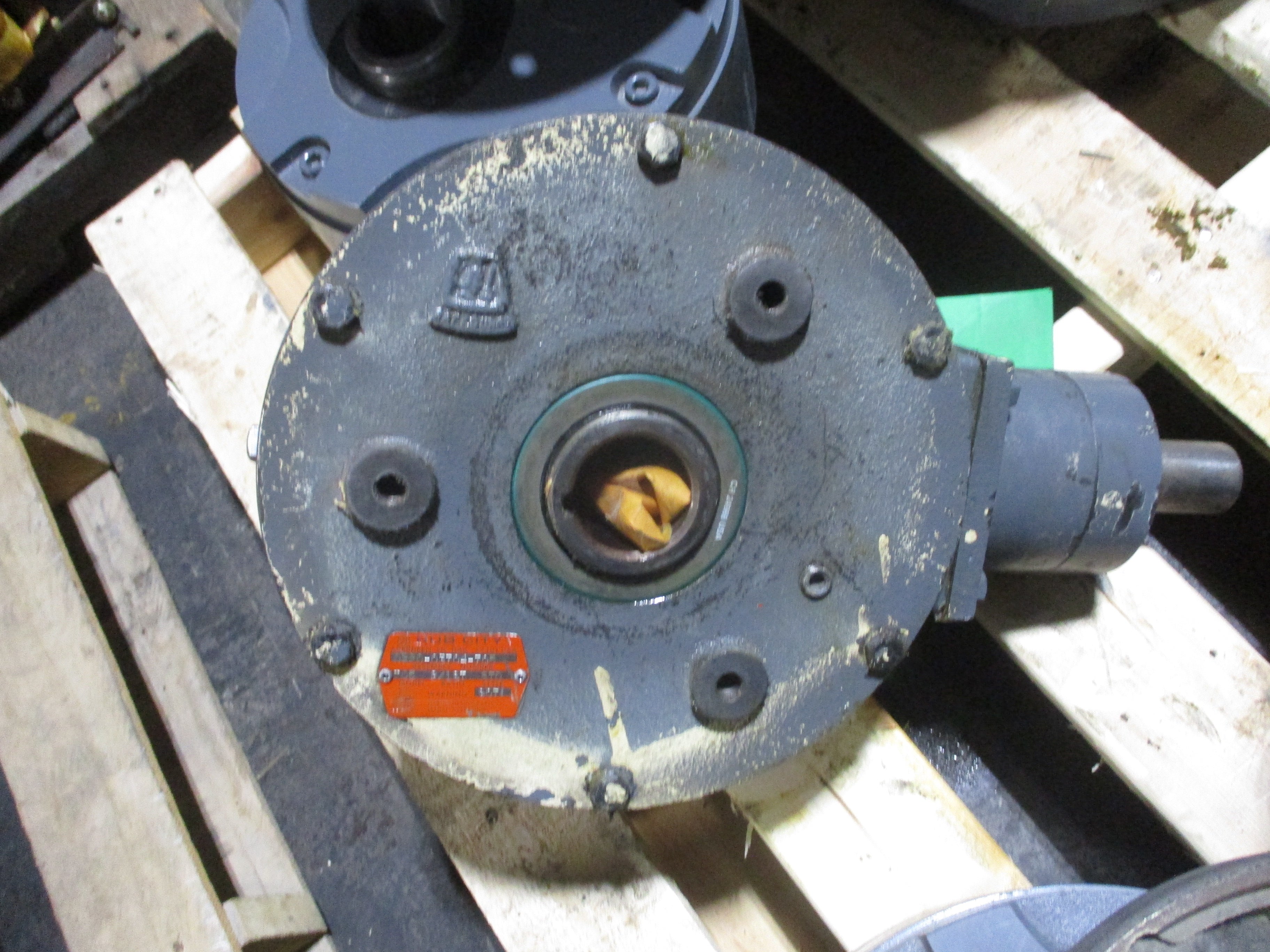 Hub City Reducer 0220-03704-705 Ratio 2:1ST Used