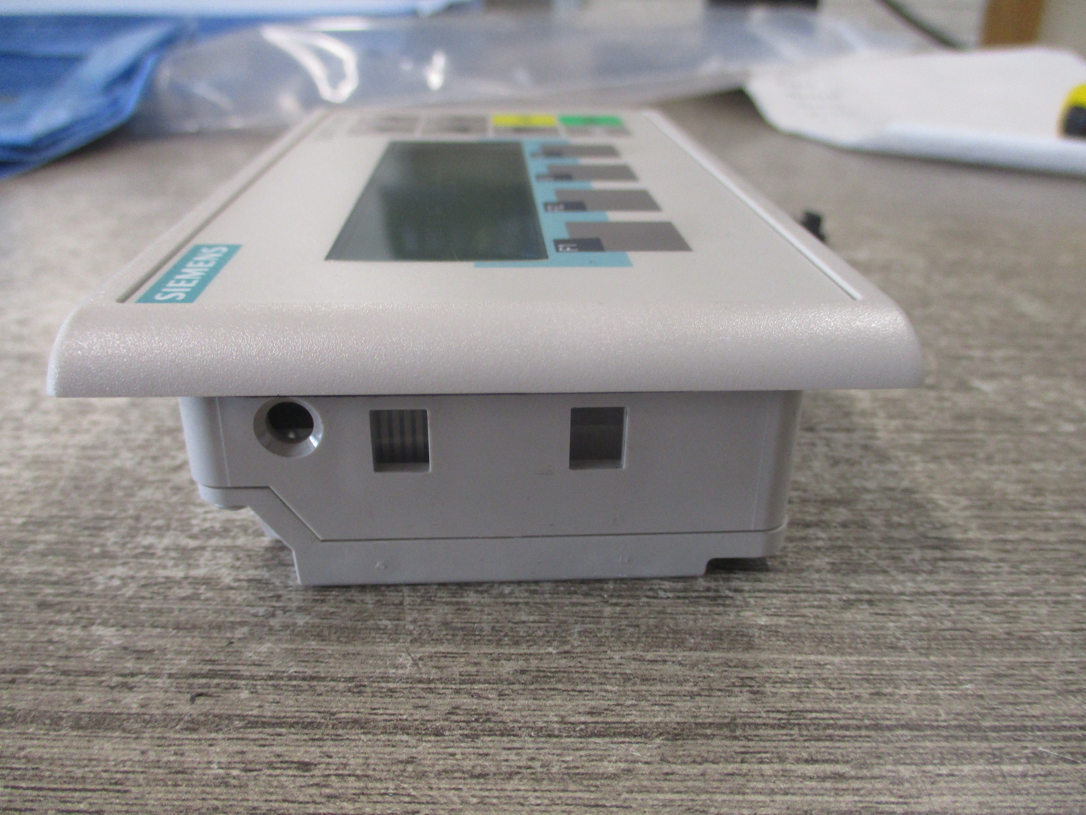 Siemens Simatic OP73 Operator Panel 6AV6 641-0AA11-0AX0 * No Power Connector Used