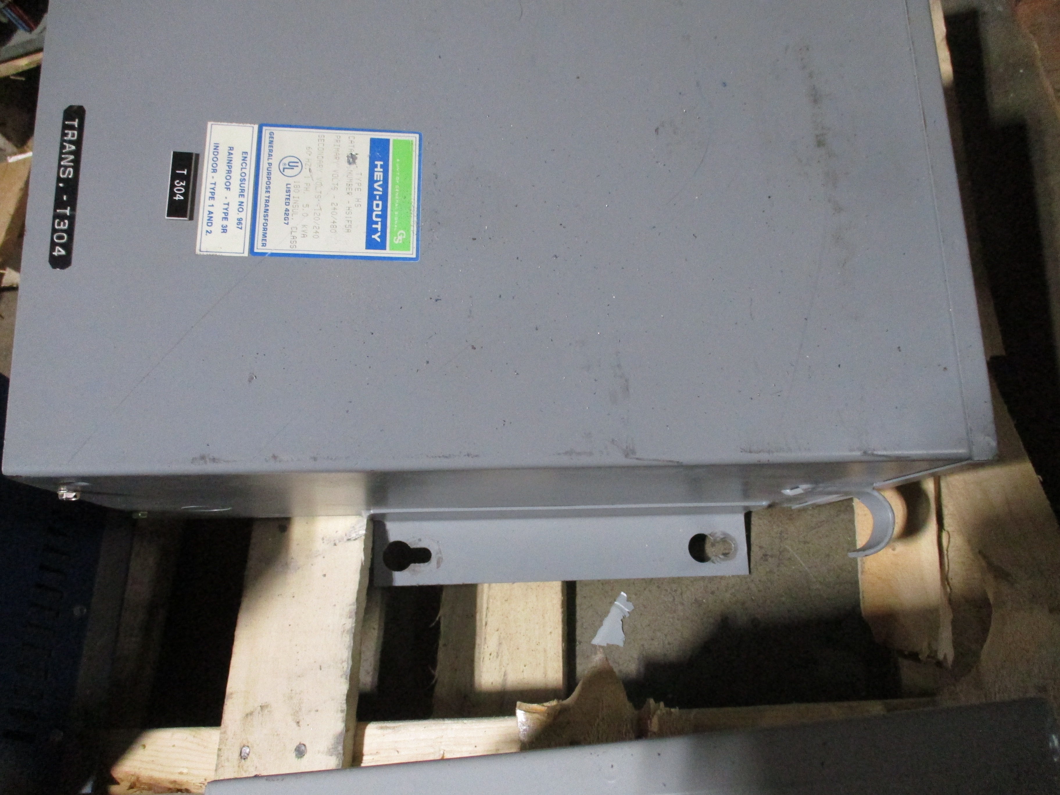 Hevi-Duty 3R Transformer HS1F5A 5kVA Pri: 240/480V Sec: 120/240V 60Hz 1Ph Used