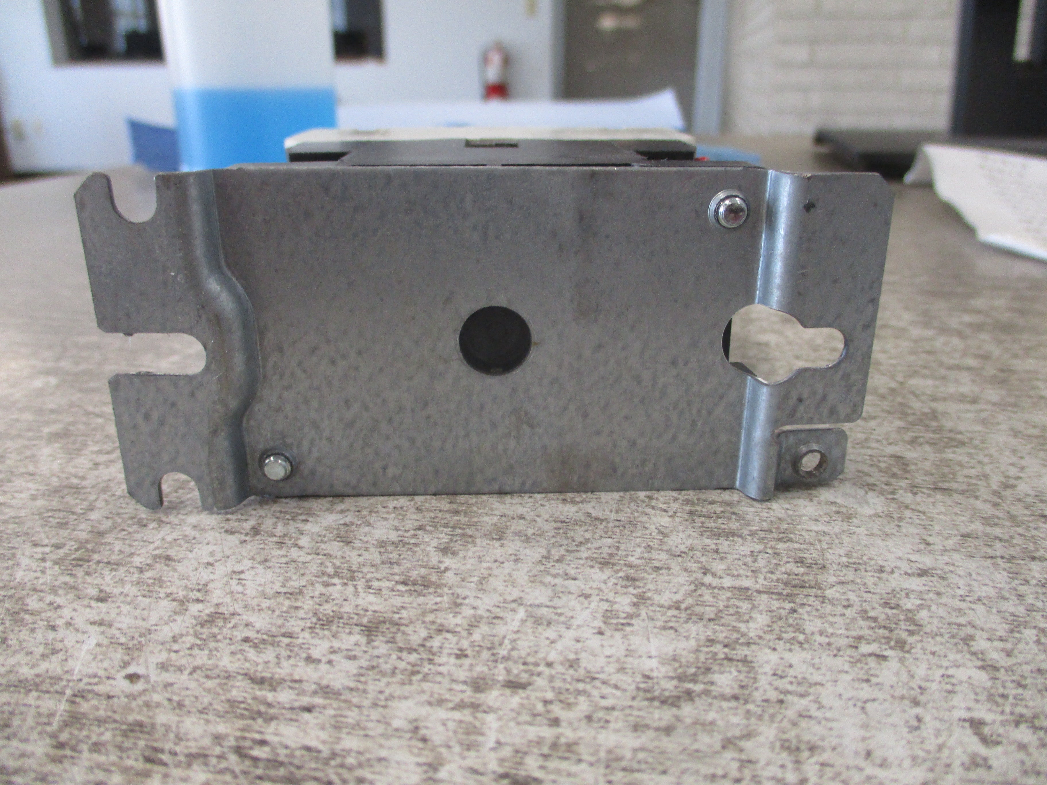 Eaton Lighting Contactor CN35DN3 Ser. B1 120V Coil 30A Used