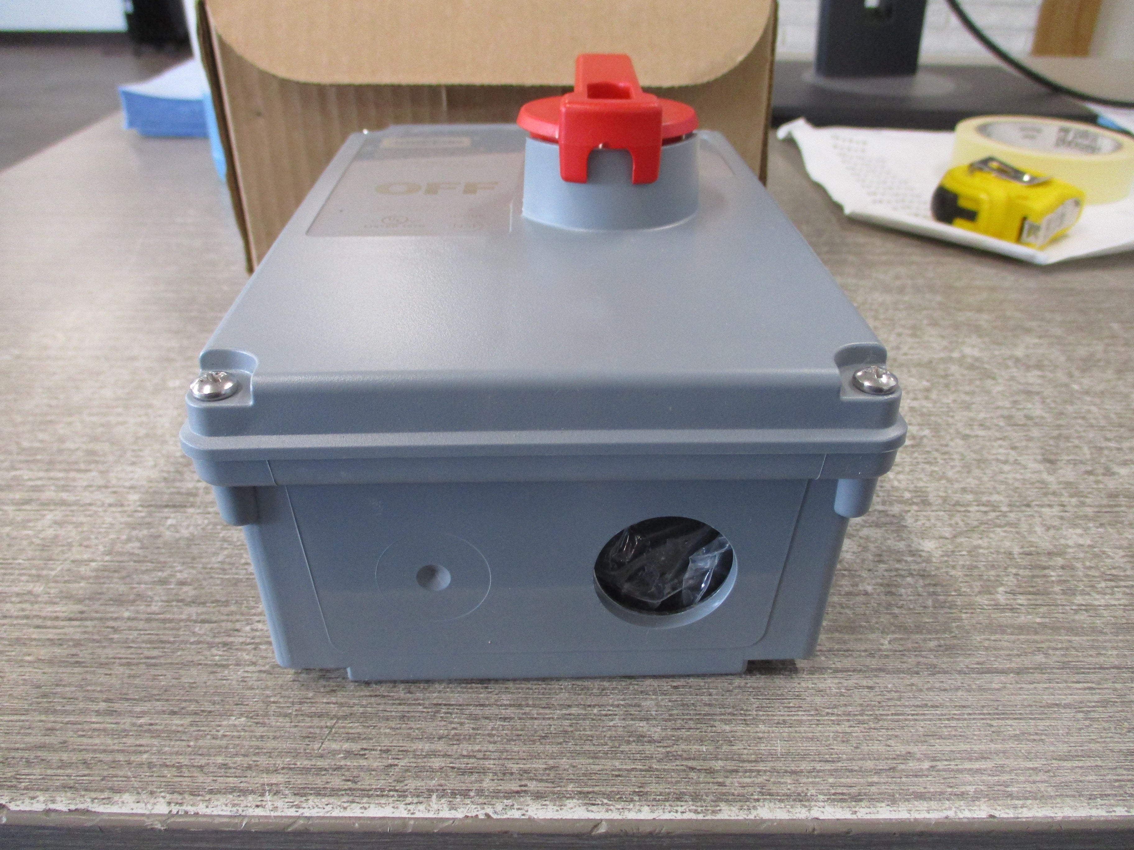 Hubbell Circuit-Lock Disconnect Switch HBLDS3 30A 600V Type 4X, 12K Enclosure New Surplus