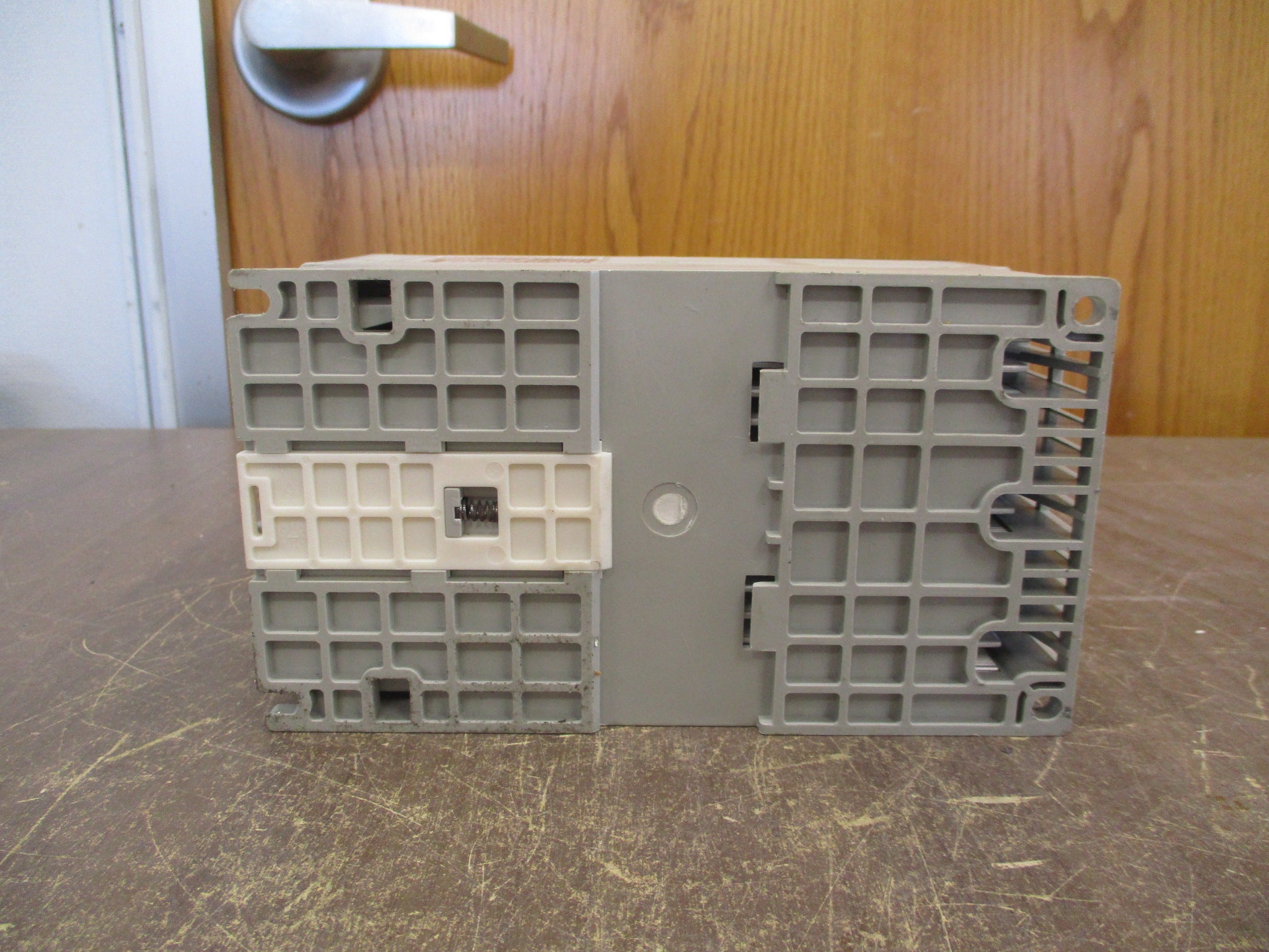 Allen-Bradley PowerFlex 40 AC Drive 22B-D6P0N104 3HP 3Ph Used
