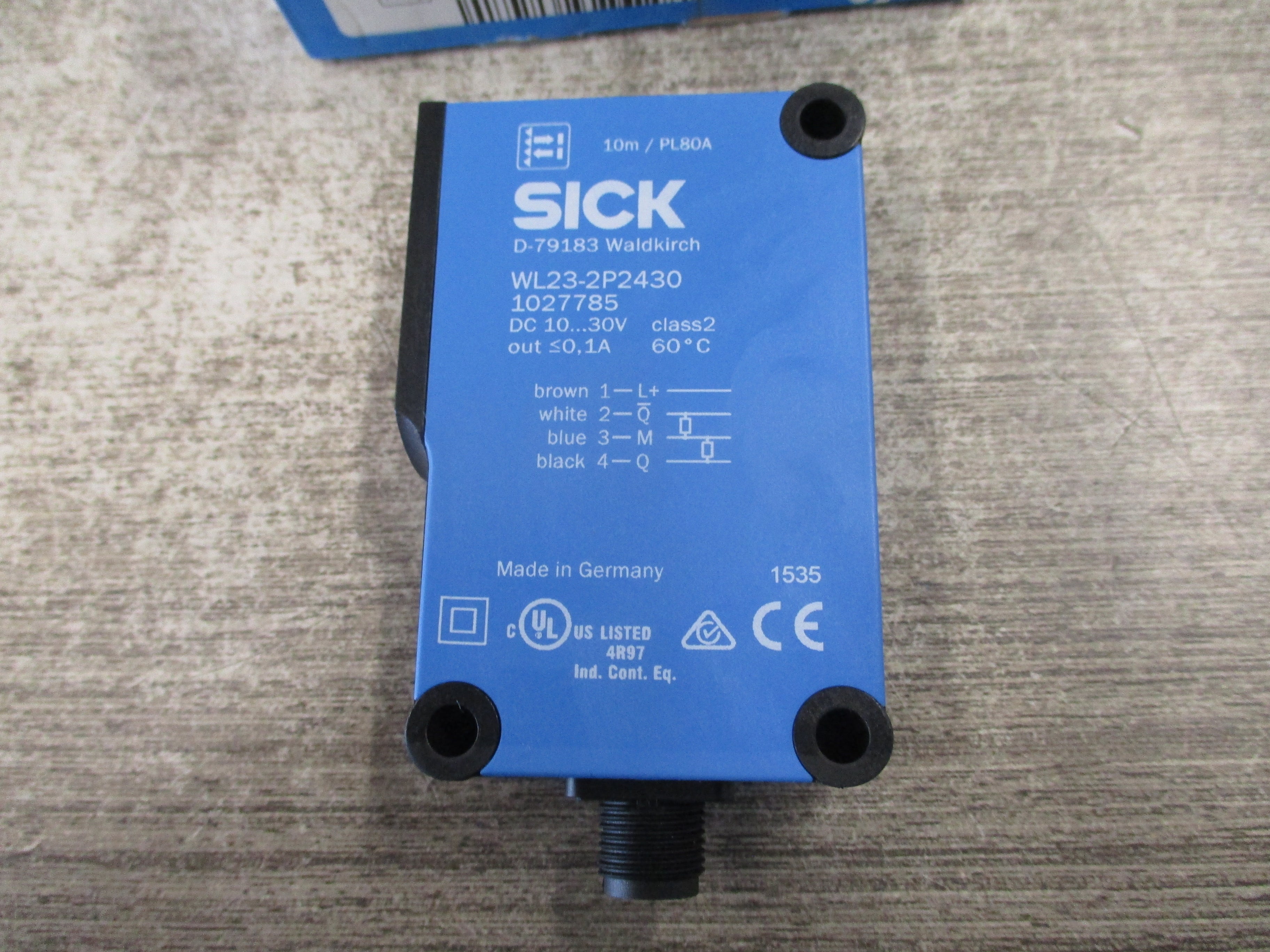 Sick Photoelectric Sensor WL23-2P2430 New Surplus