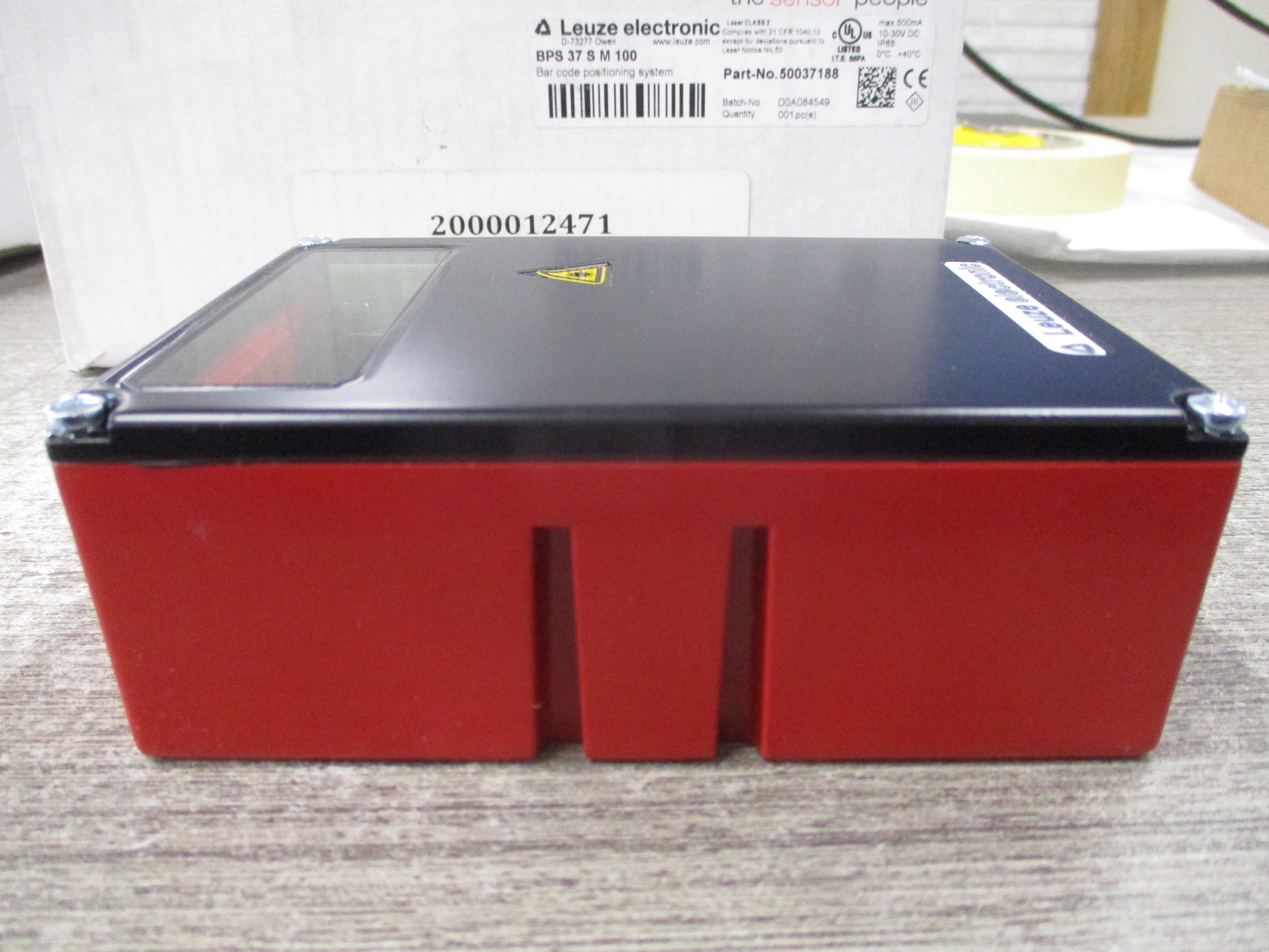 Leuze Bar Code Positioning System 50037188 BPS 37 S M 100 10-30VDC New Surplus