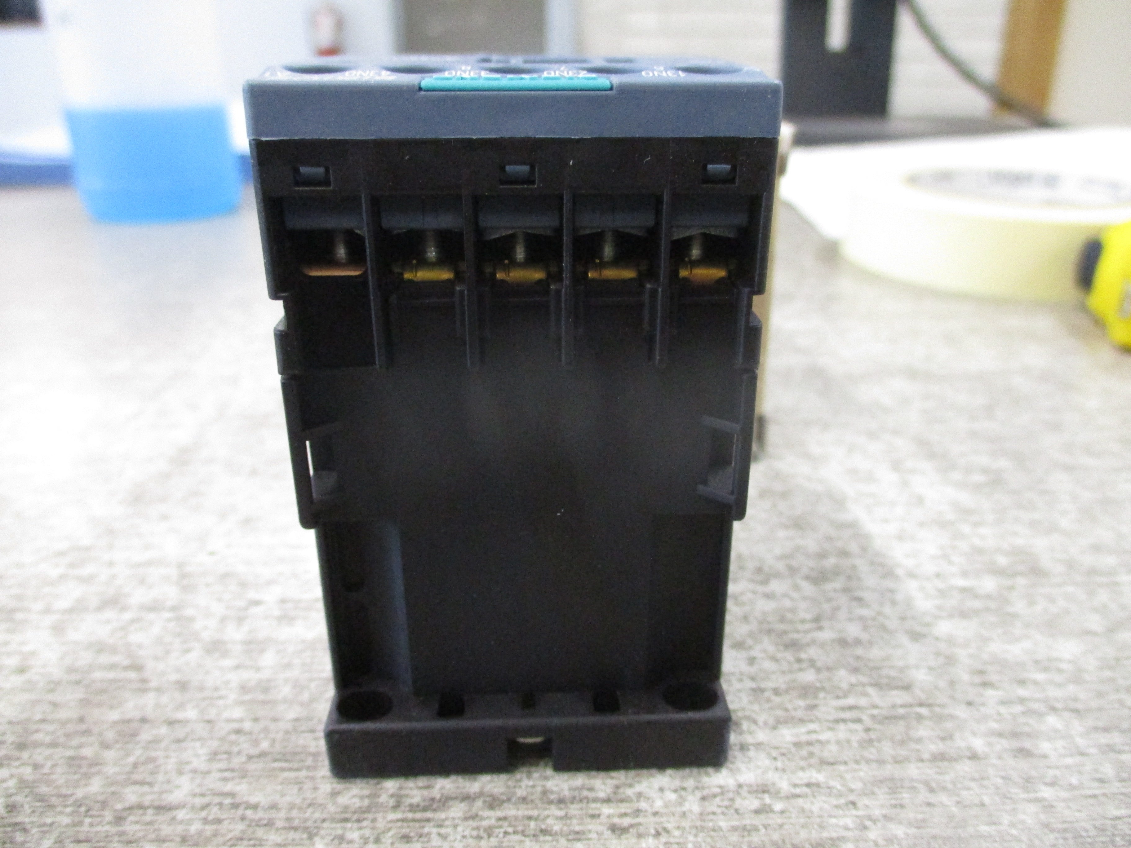 Siemens Contactor 3RH2140-1AF00 110V Coil New Surplus