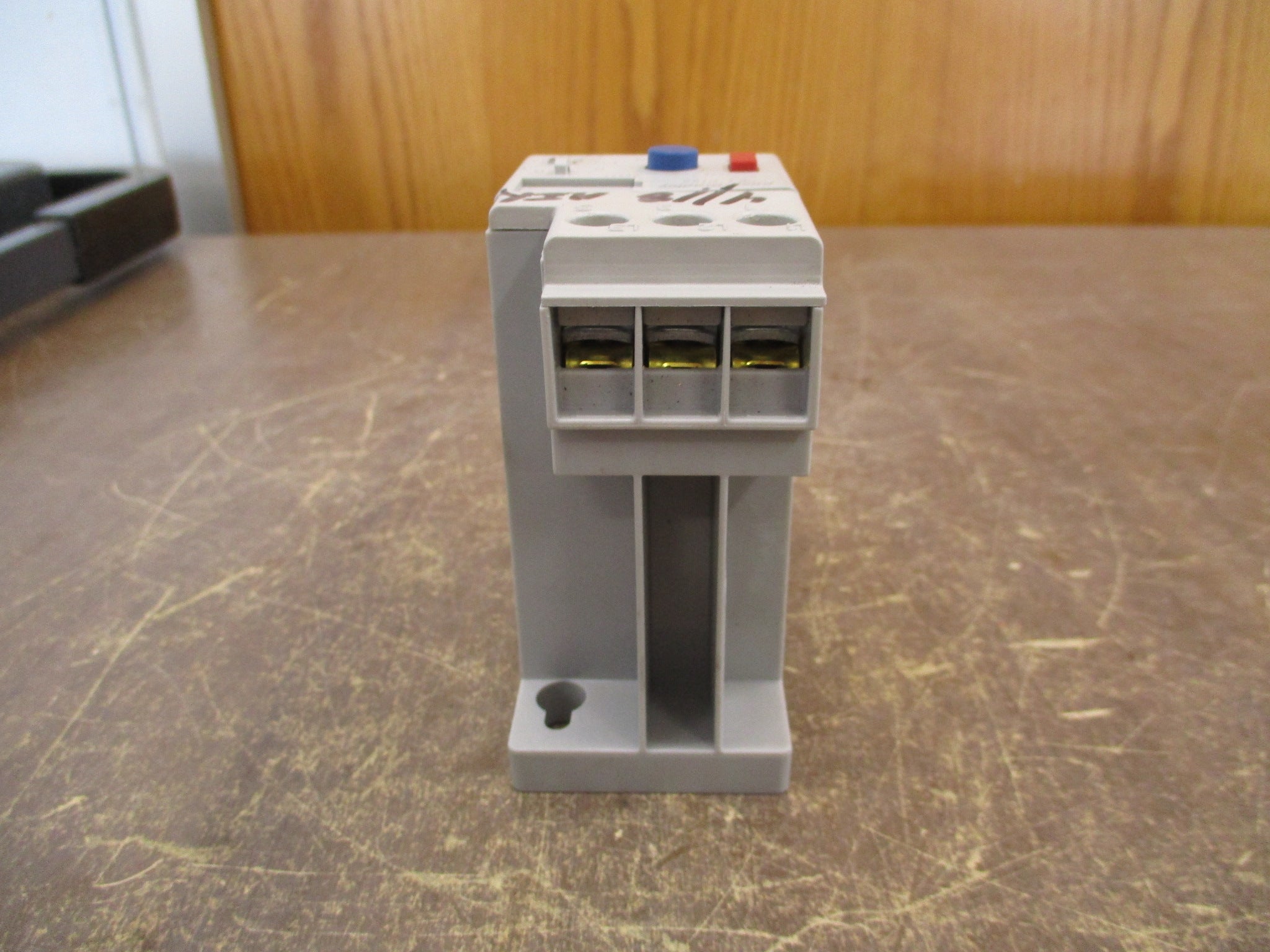 Allen-Bradley E1 Plus Solid State Overload 193-EEDB Ser. C Used