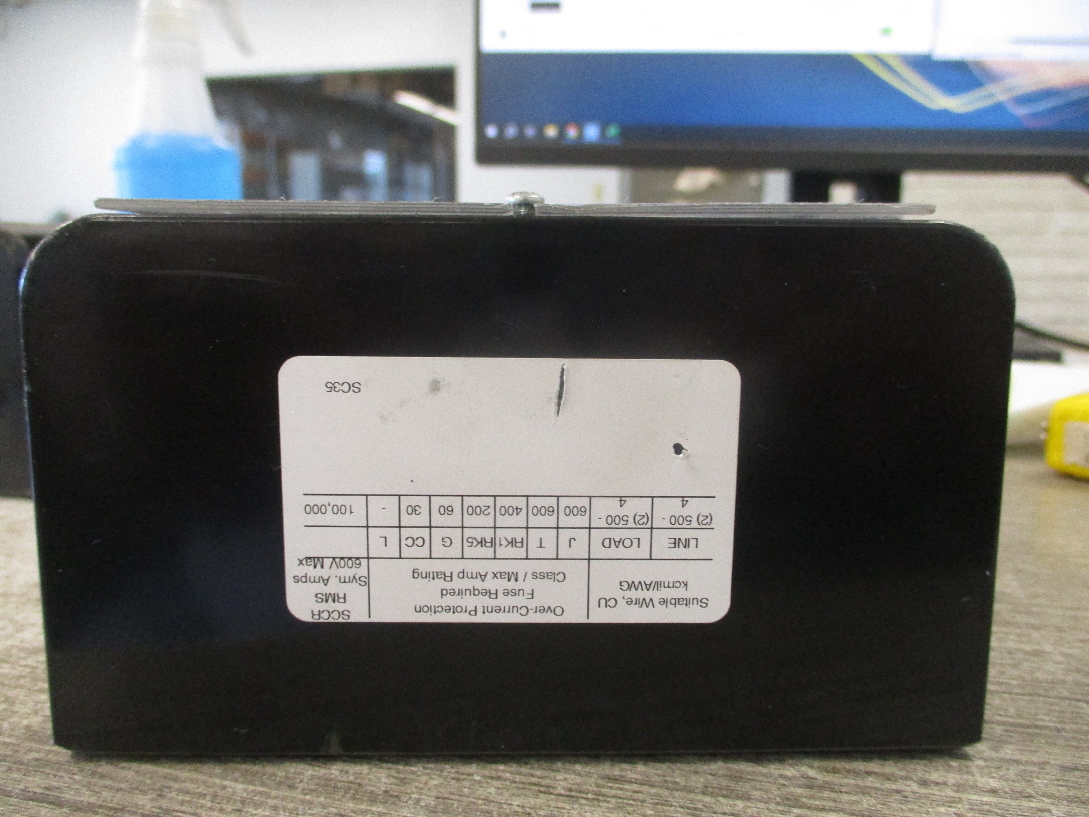 Square D Power Distribution Block 9080 LBA3652021 760A 600V 3P Line (2):#6-500MCM Load (2): #4-500MCM Used
