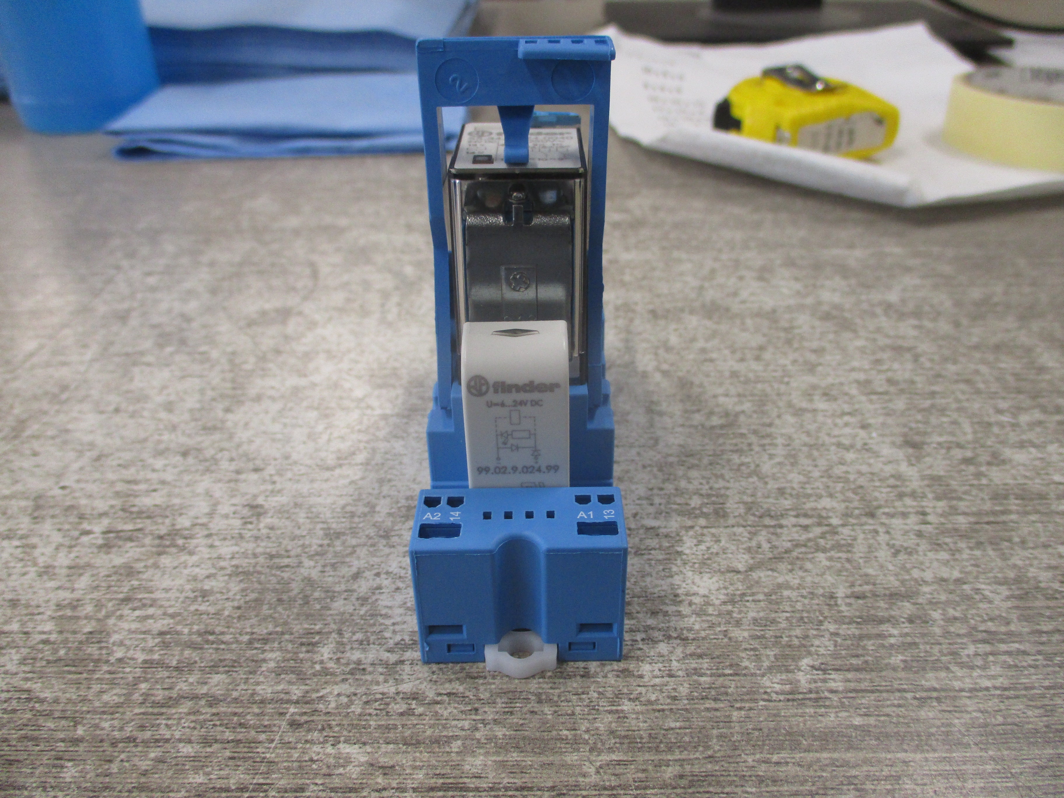 Finder Relay 55.34.9.024.0040 24VDC Coil W/Base Used