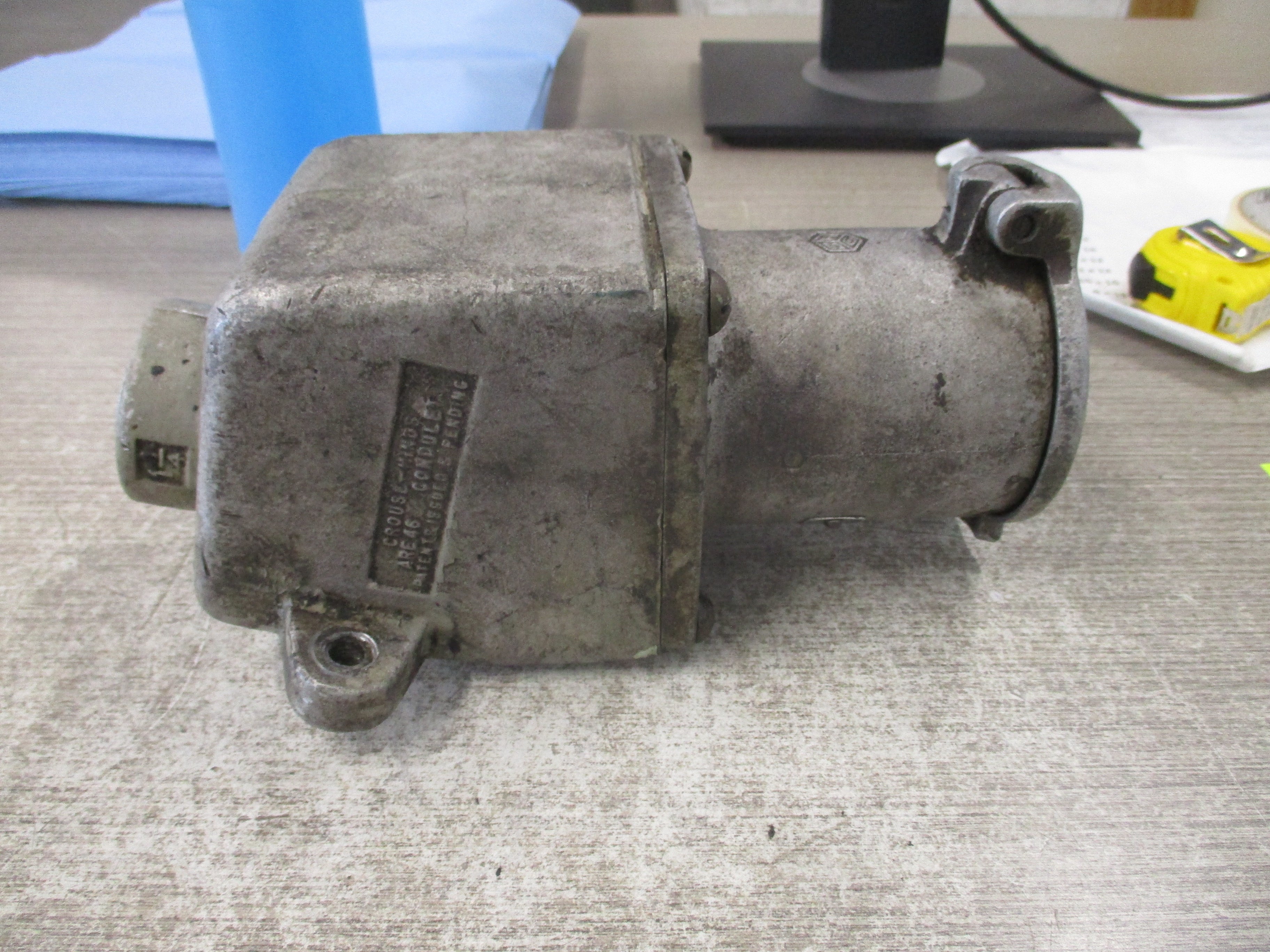 Crouse-Hinds Arktite Receptacle AR-642 60A 600V 3W 4P W/Base Used