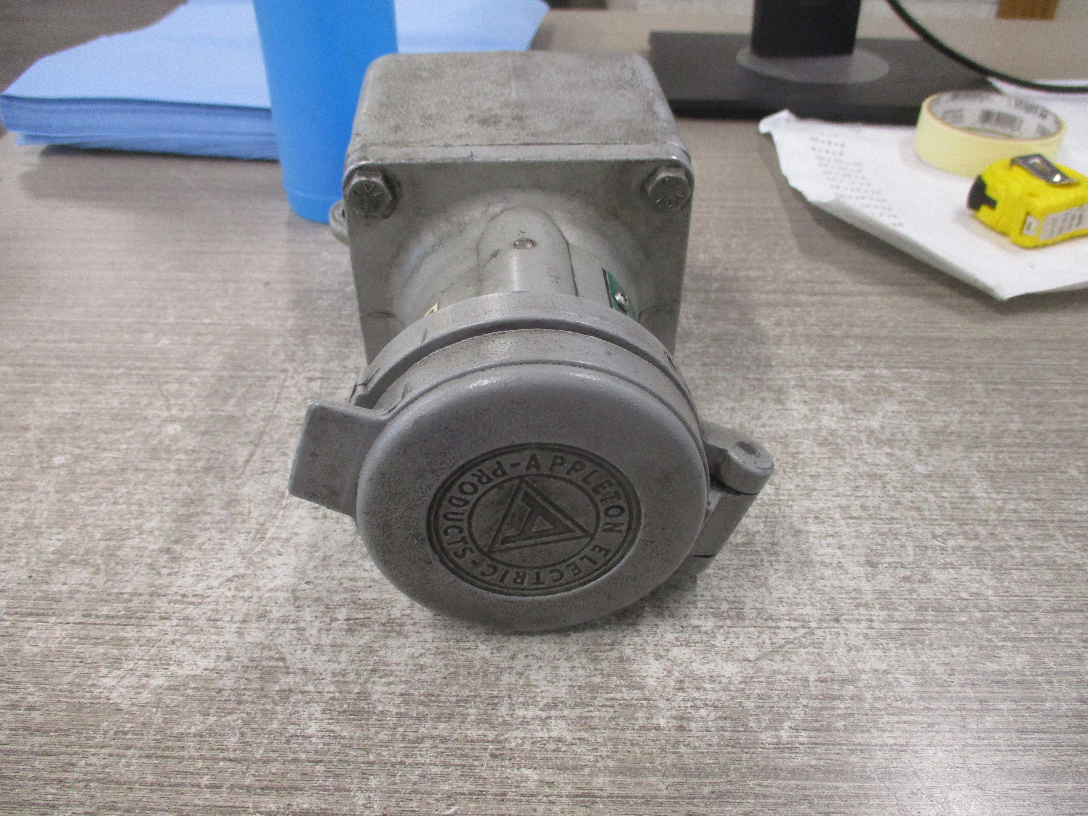 Appleton Powertite Receptacle ADR-6034 60A 600V 3W 4P W/Base *Broken Cover* Used