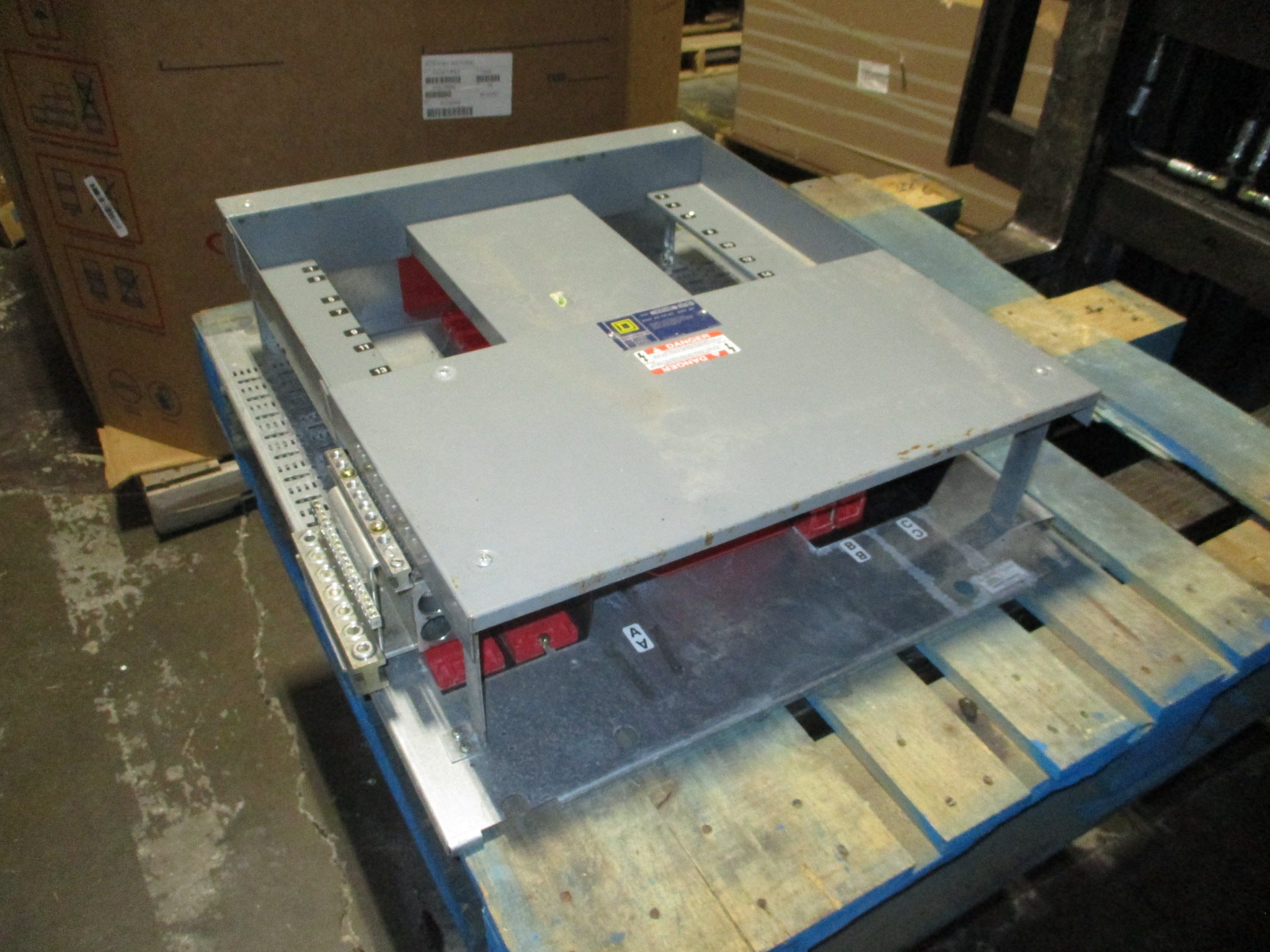 Square D I-Line Panelboard Interior HCM14488 Ser. E1 800A 600V Used