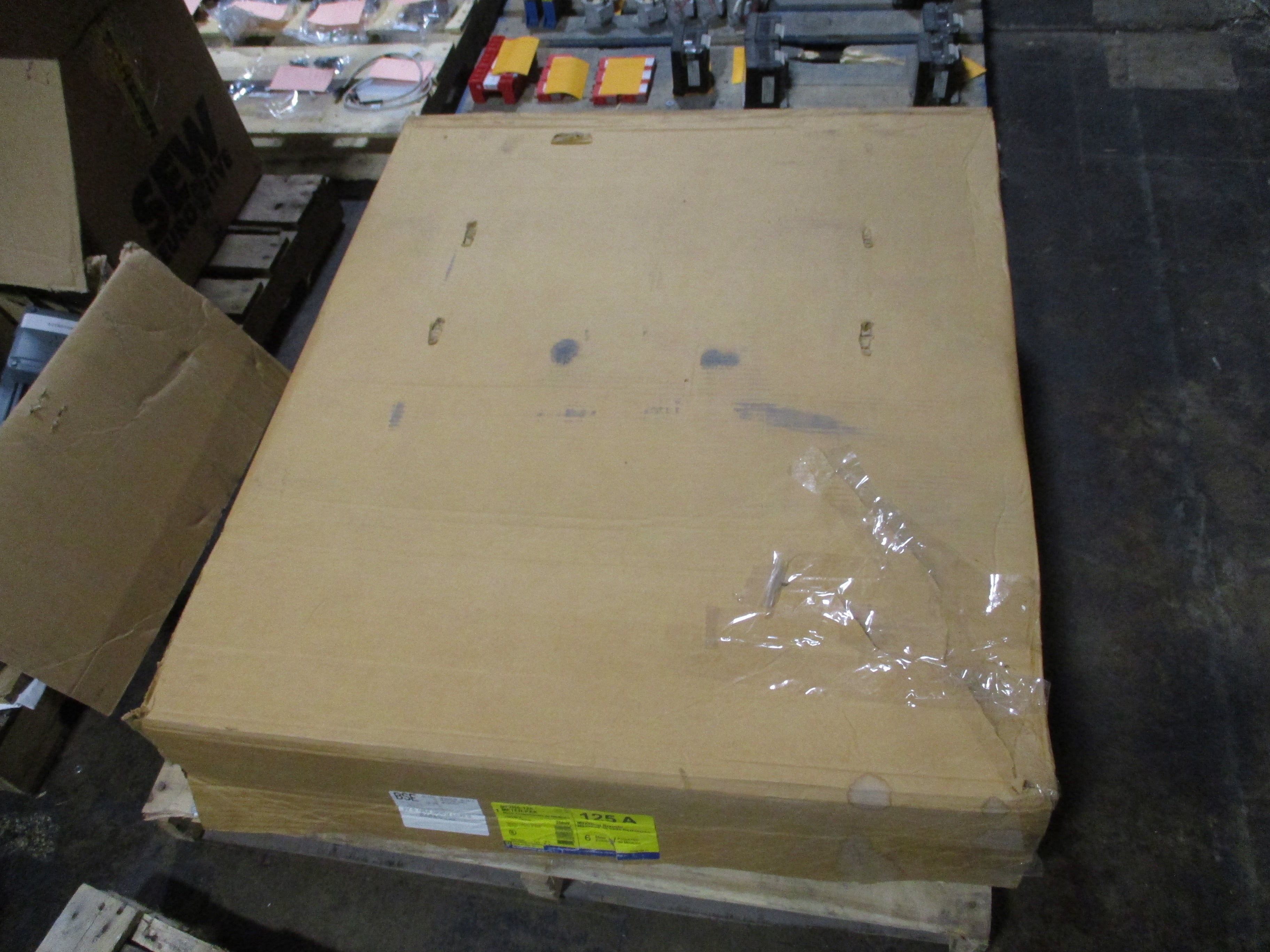 Square D Meter-Pak Meter Center MPR66-125 Ser. M01 125A 120/240V 1Ph 3W 6-Position 3R Enclosure New Surplus