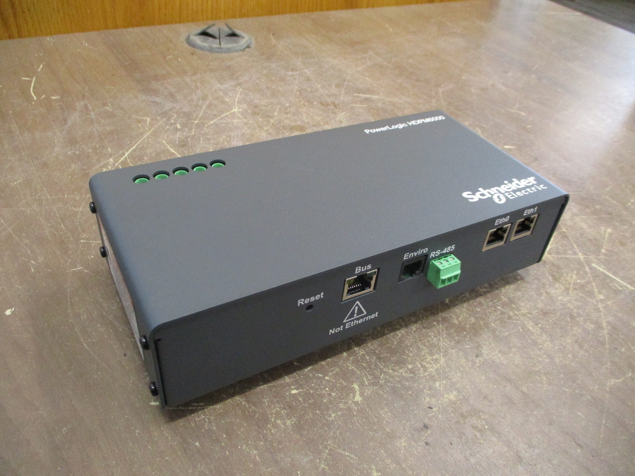 Schneider Electric PowerLogic HDPM6000 Base Unit METSEHDPM6S208VC 480V