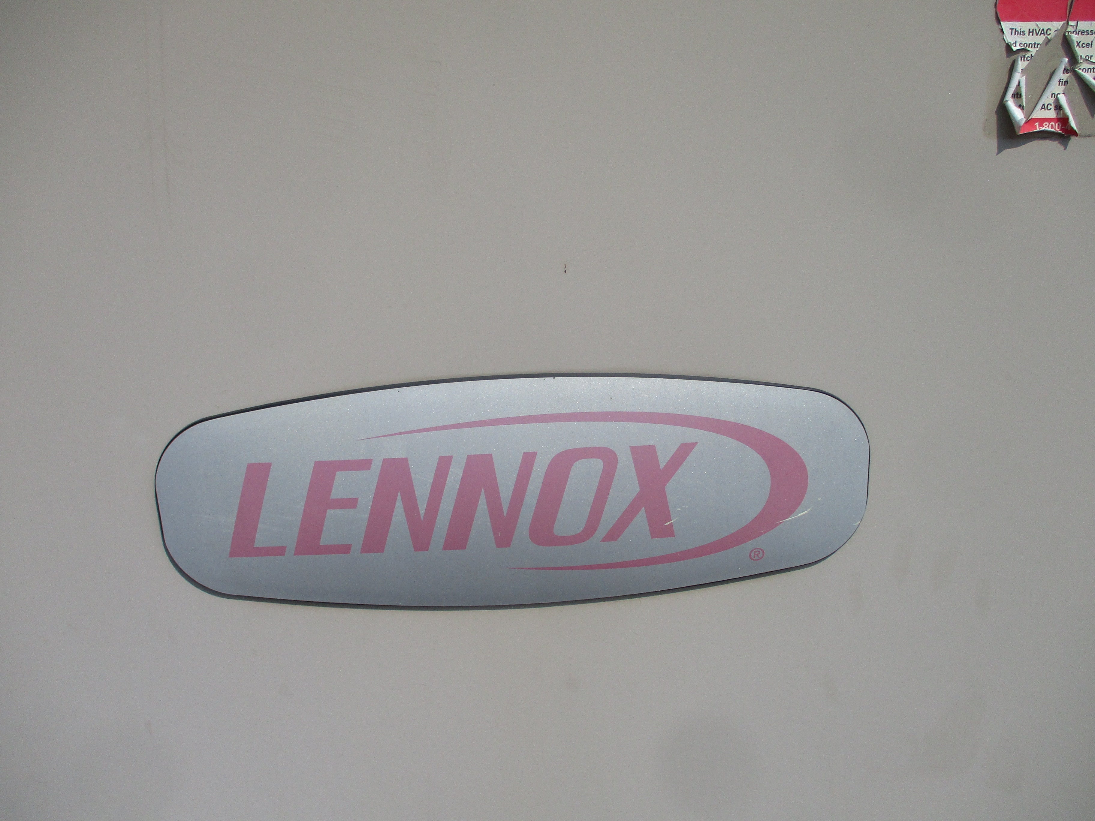 Lennox Rooftop Unit LGC180H2BM2G 15. Ton 460V 53KW 345.00 BTU Natural Gas Heat  Year 2008 R410A Used