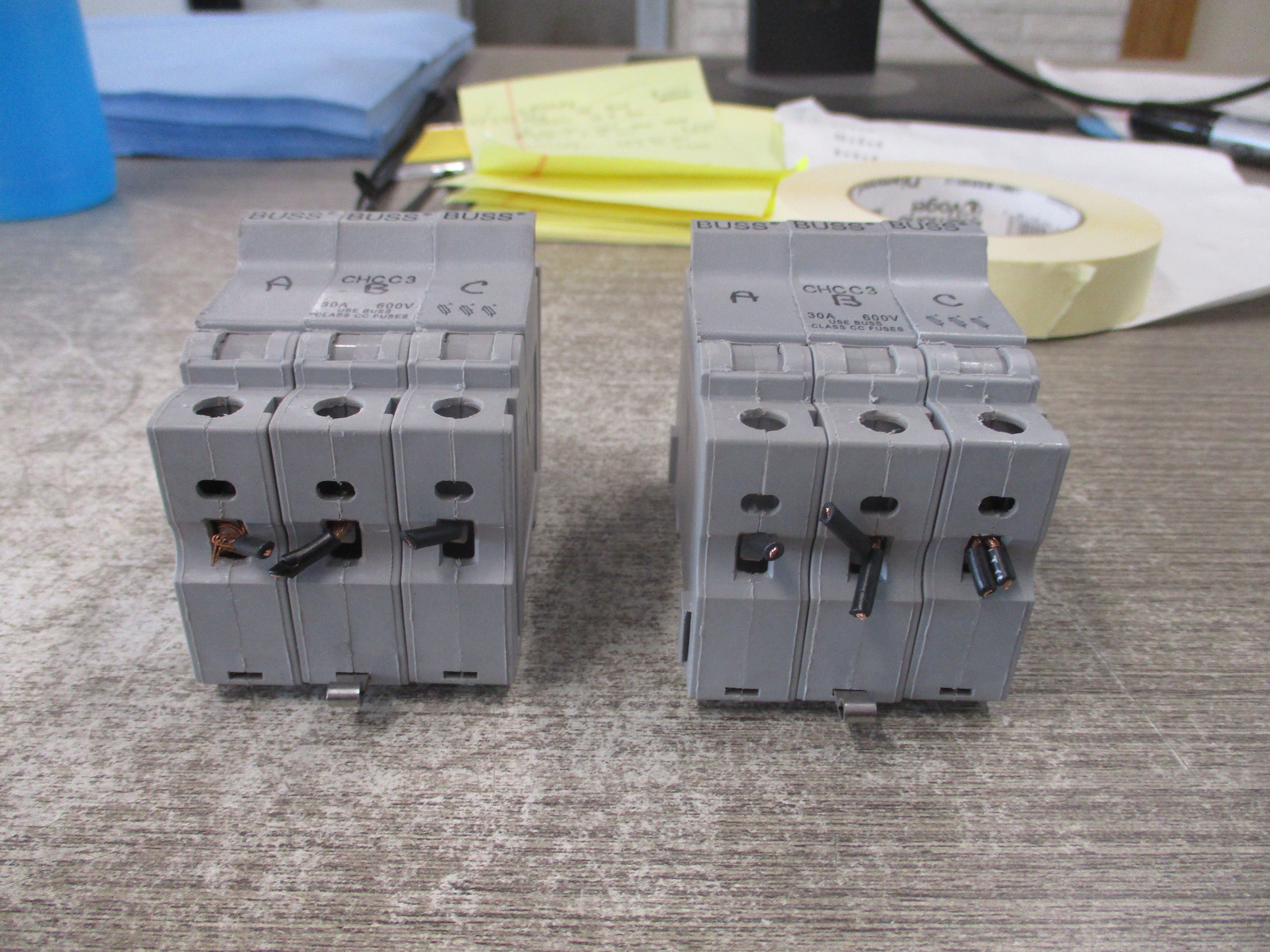 Buss Fuseholder CHCC3 30A 600V 3P * Lot of 2 * Used