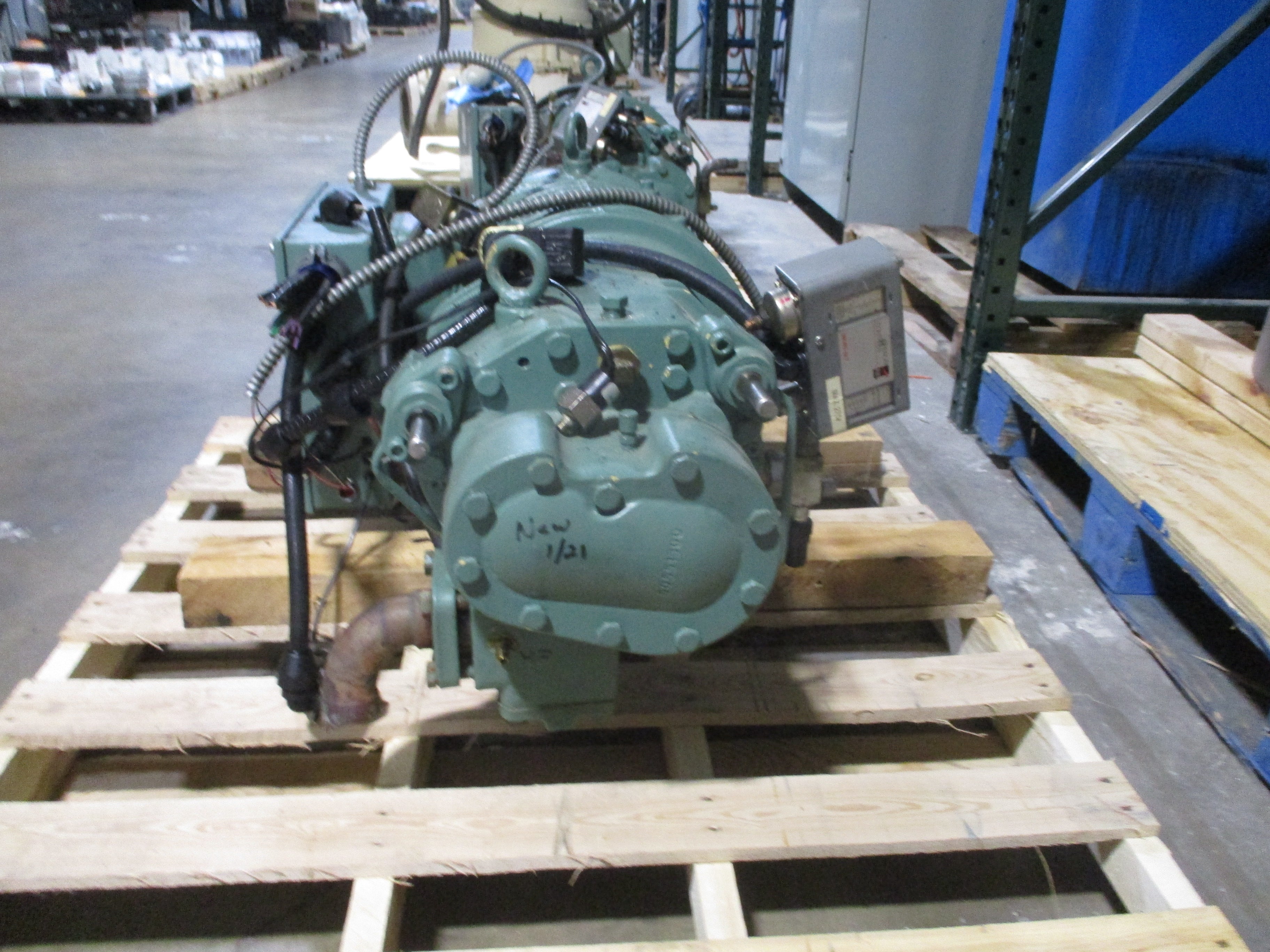 Bitzer Semi-Hermetic Screw Compressor HSK6461-60-4PU 440-480V 60Hz 3500RPM 7020