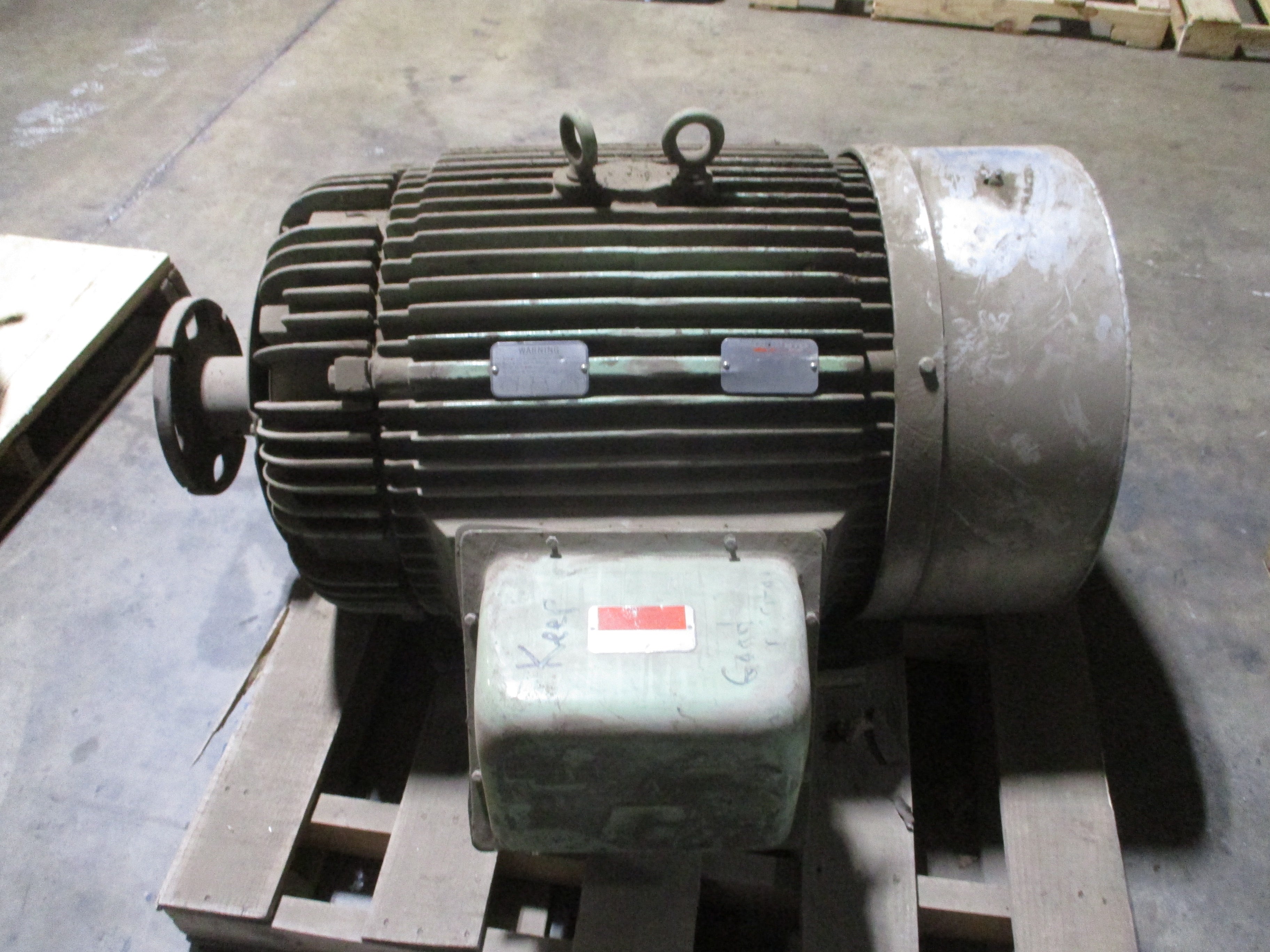 Reliance Electric Motor 447TS 250HP 460V 1800RPM 278A Enclosure: TEFC Frame: 447