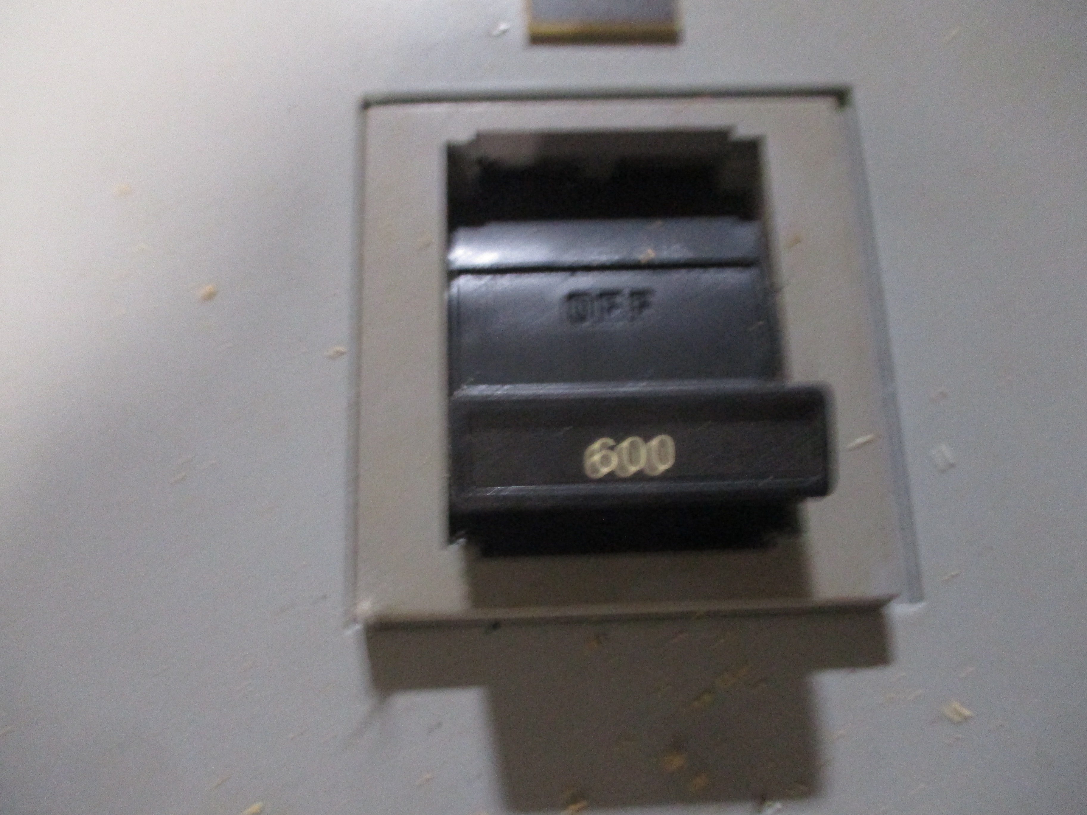 Siemens S5C75ML800DTS 800A 208Y/120V 3Ph 4W 600A Distribution Breaker Breakers: