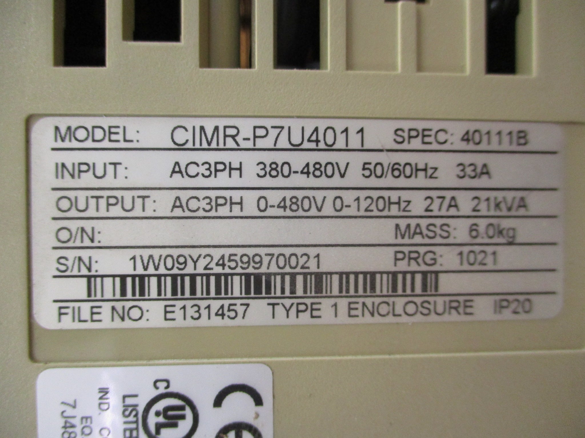 Yaskawa Varispeed P7 AC Drive CIMR-P7U4011 20HP 3Ph w/ Keypad Used