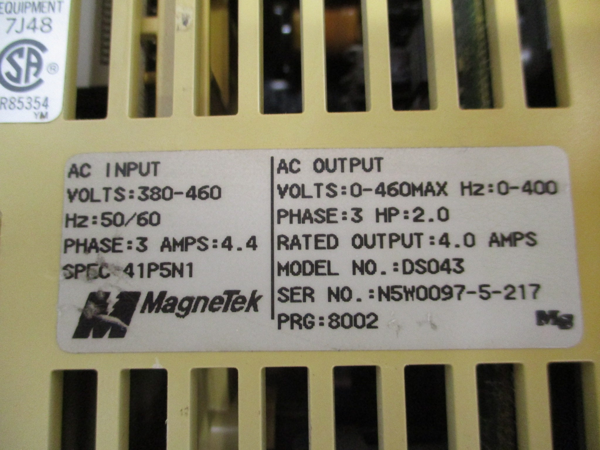 MagneTek GPD333 AC Drive DS043 2HP 3Ph w/ Keypad Used