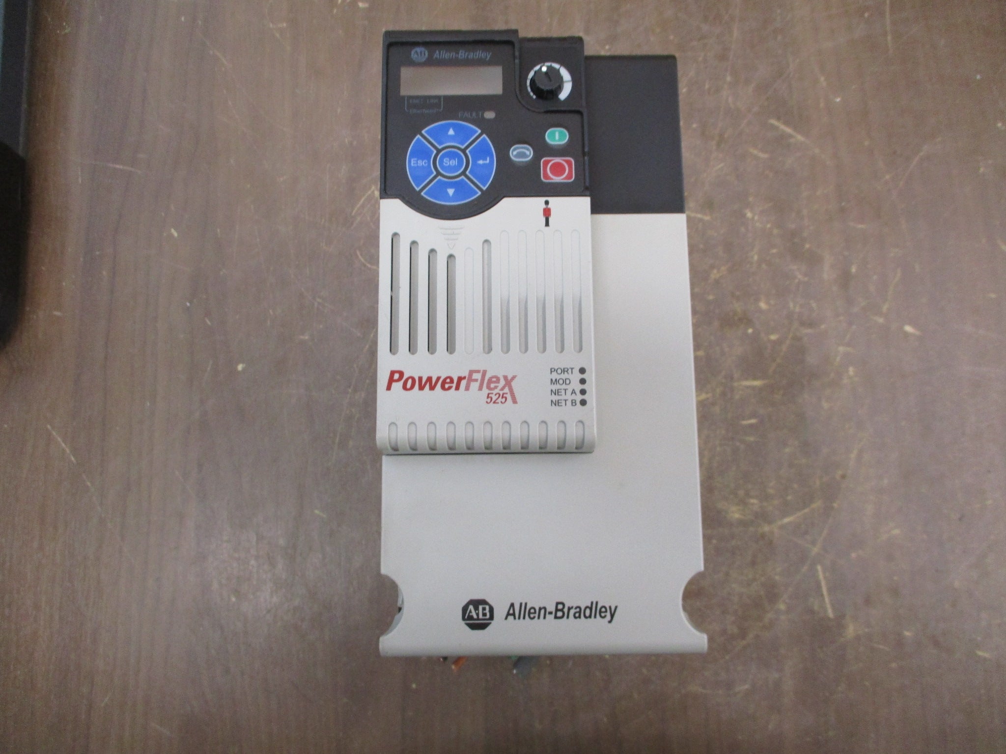 Allen-Bradley PowerFlex 525 AC Drive 25B-D013N104 7.5HP 3Ph Used