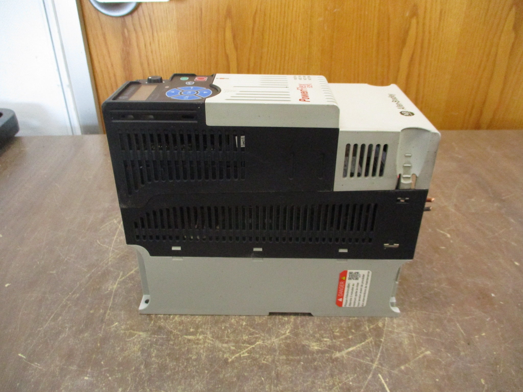 Allen-Bradley PowerFlex 525 AC Drive 25B-D013N104 7.5HP 3Ph Used