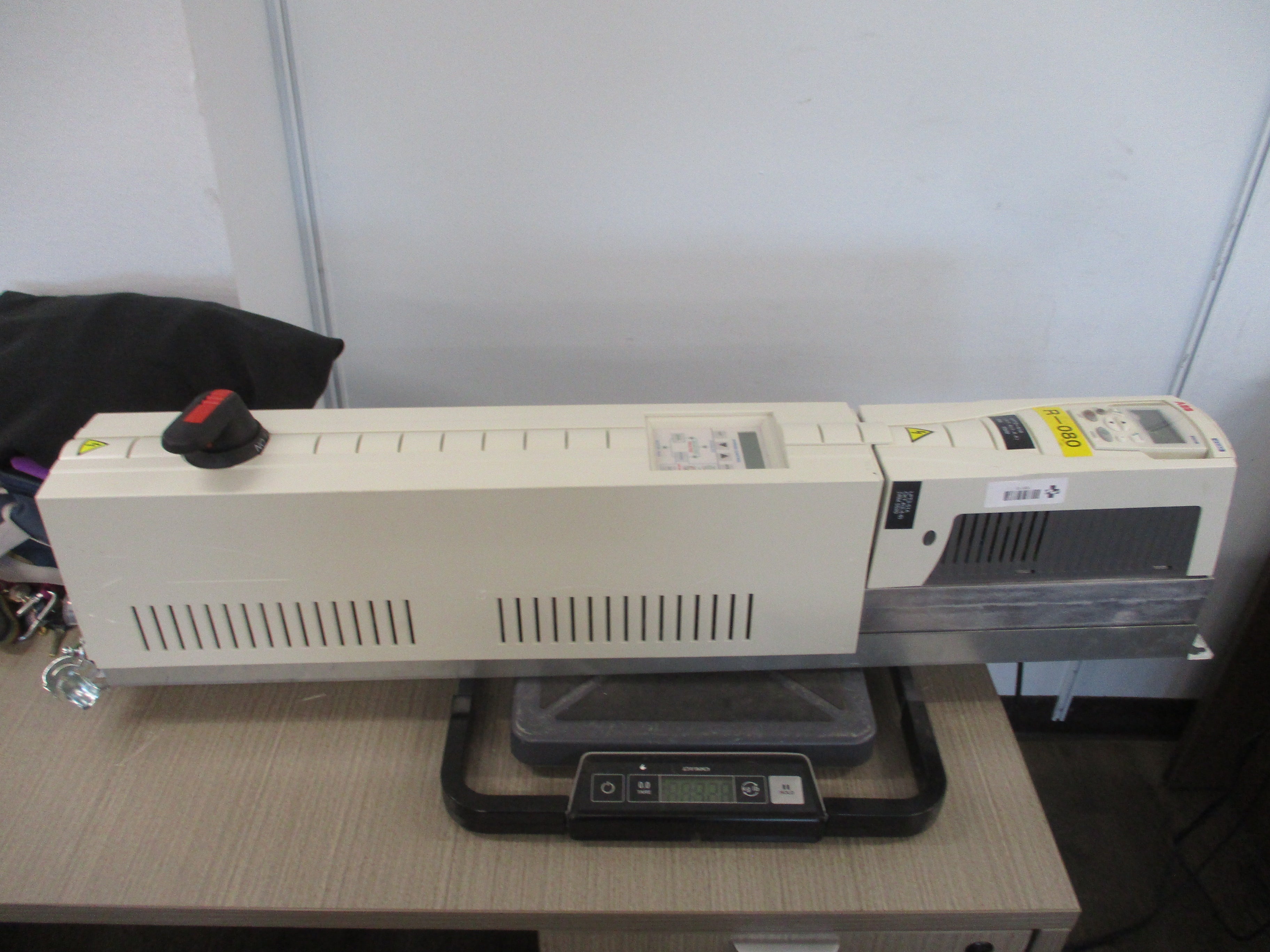 ABB ACH550-AC Drive W/Bypass ACH550-VCR-06A6-2+F267 1.5HP 3Ph Input: 3PH 48-63Hz