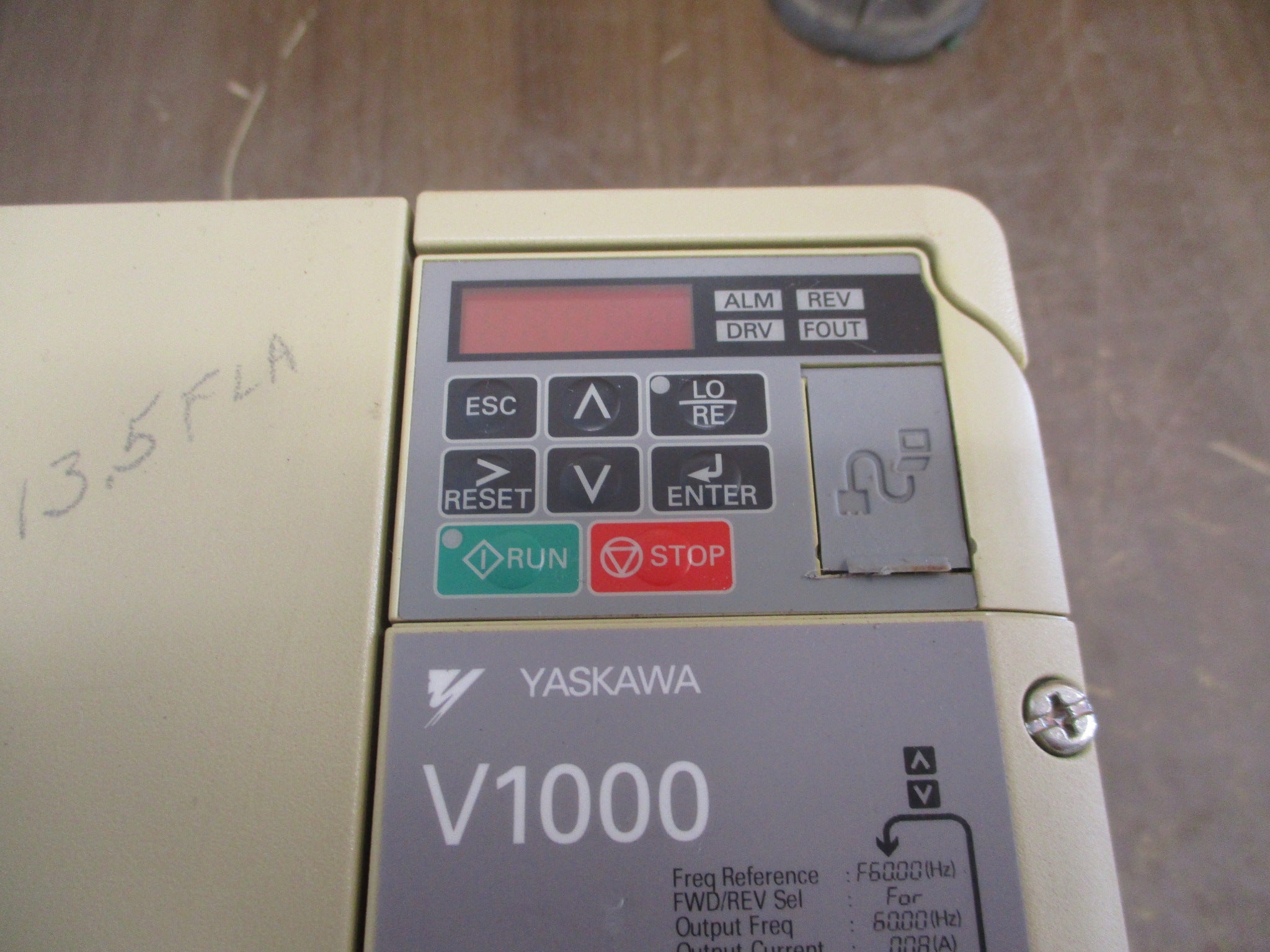 Yaskawa V1000 AC Drive CIMR-VU4A0018FAA 10HP 3Ph w/ Keypad Used