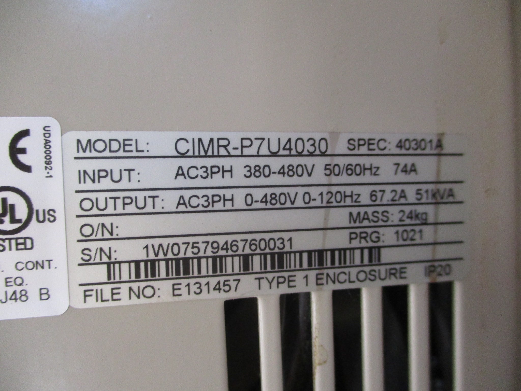 Yaskawa Varispeed P7 AC Drive CIMR-P7U4030 50HP 3Ph w/ Keypad Used